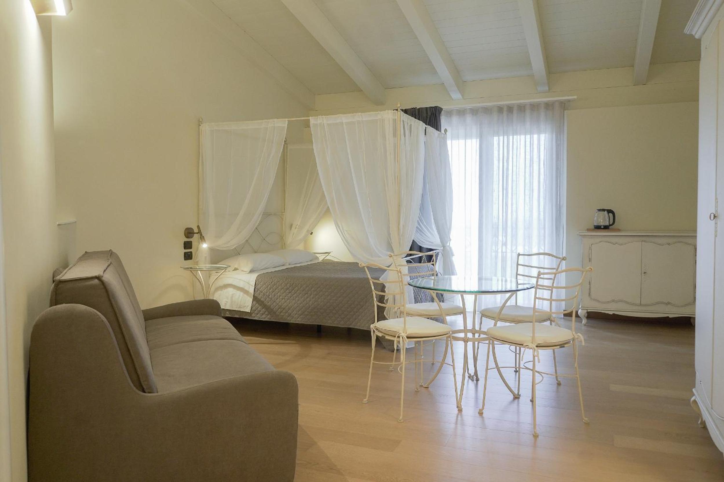 Superior Quadruple Room photo 1