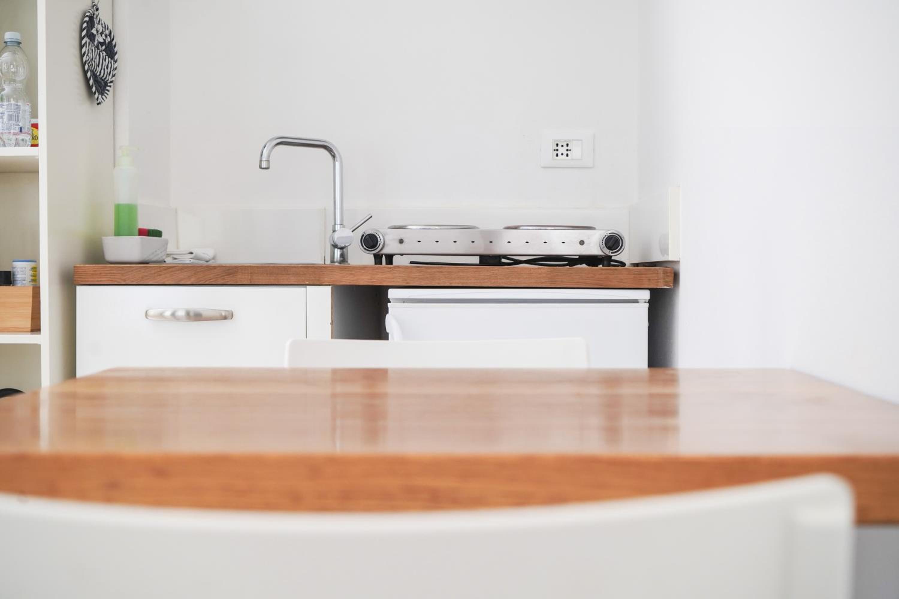 One-Bedroom Apartment - Calle Massa 6661/M photo 3