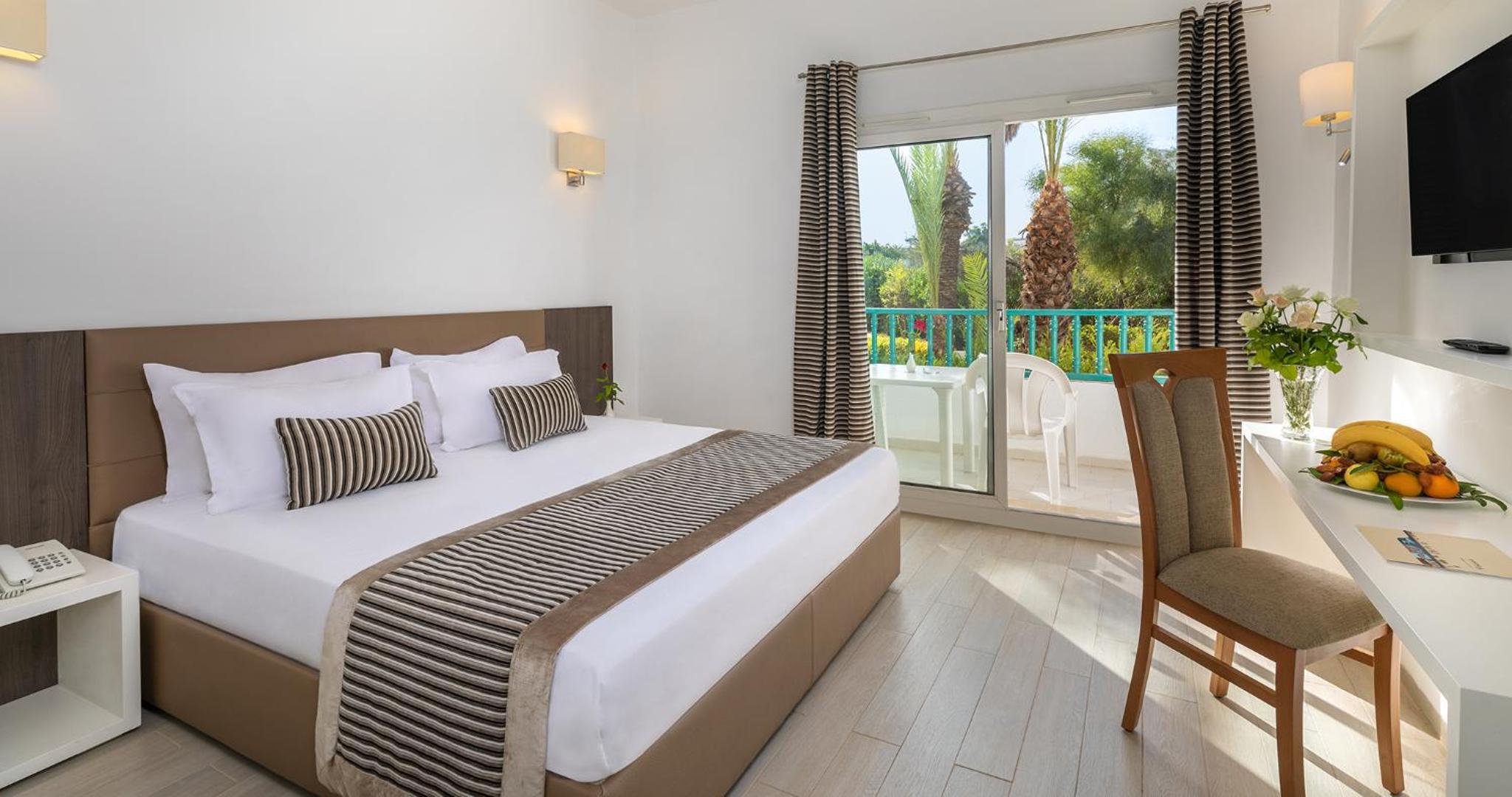 Double Room - Photo 2
