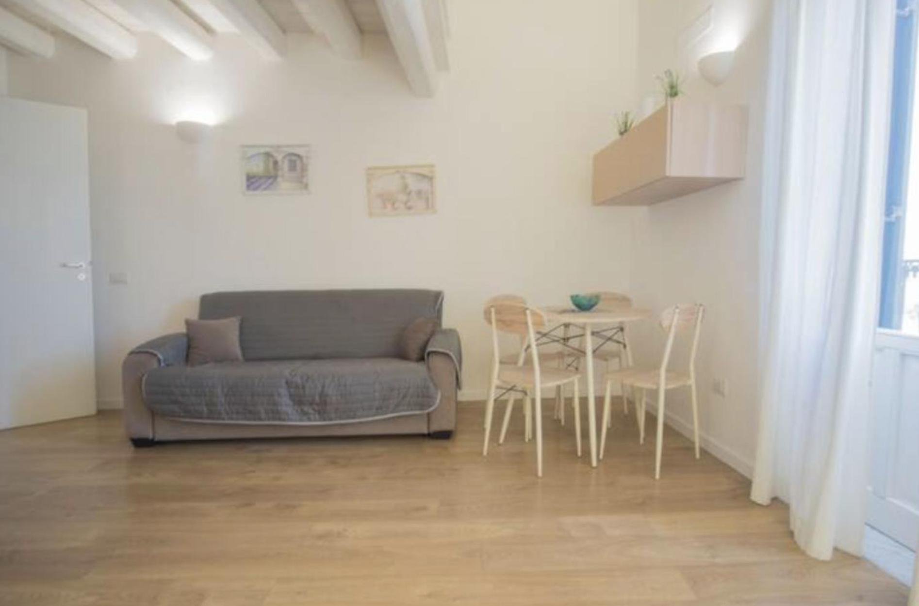 One-Bedroom House