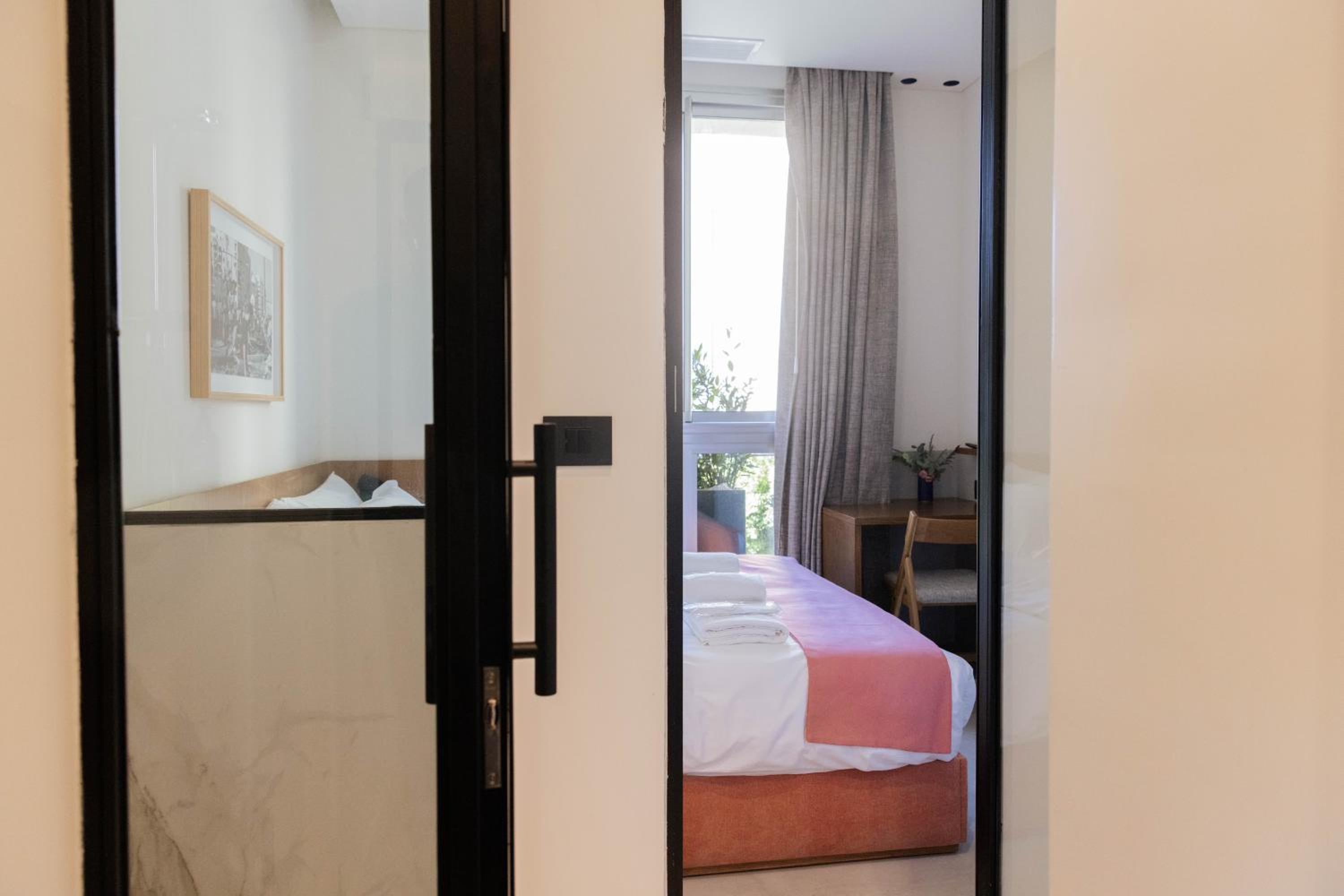 Double Room with Private Bathroom photo 1