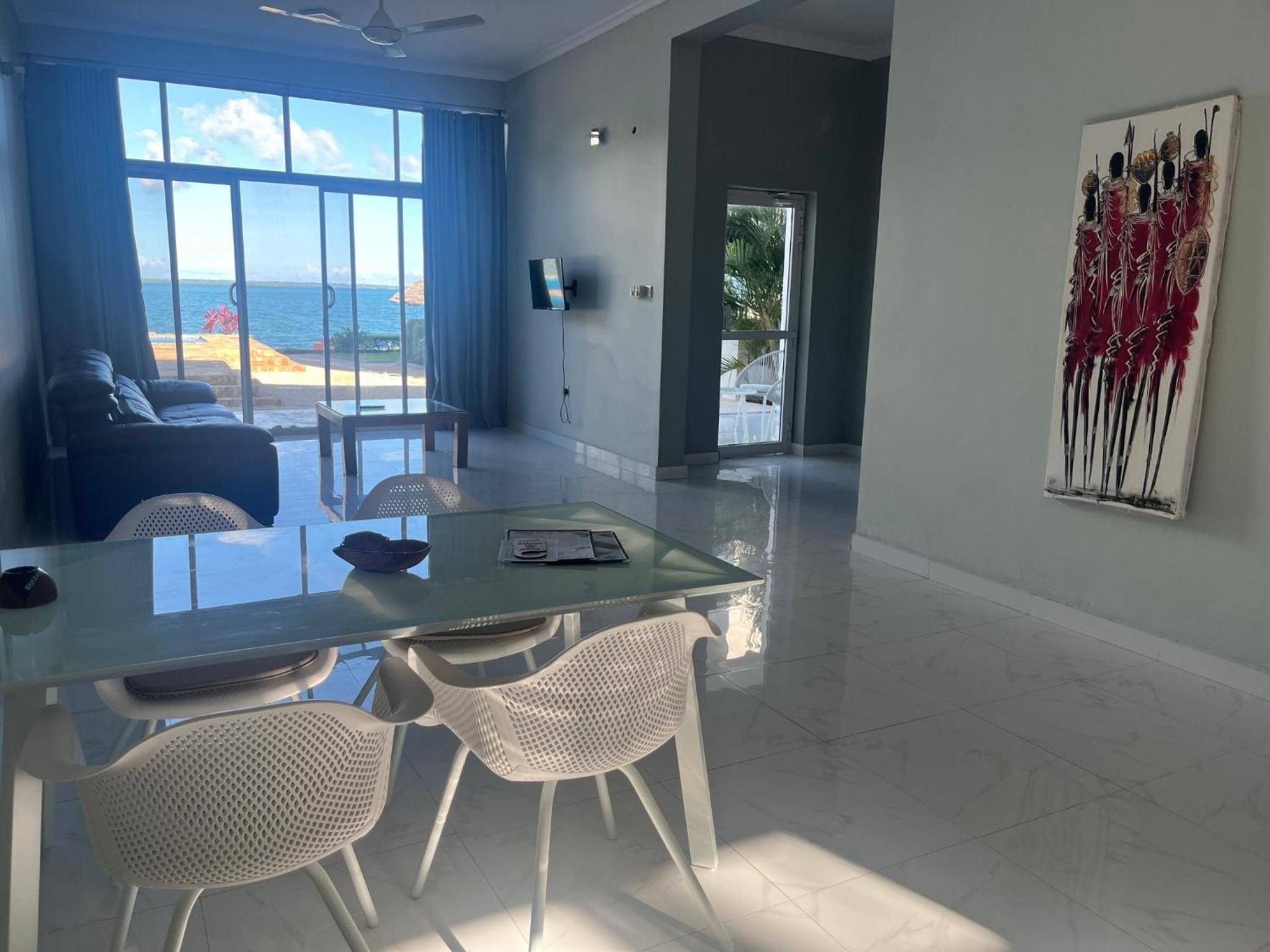 Apartment - Ground Floor - Photo 1