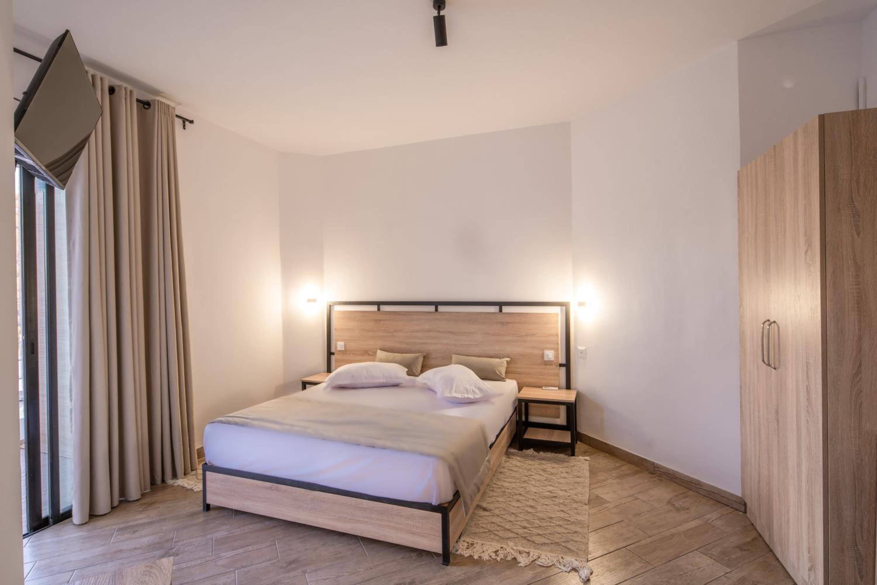 Double Room with Balcony photo 3