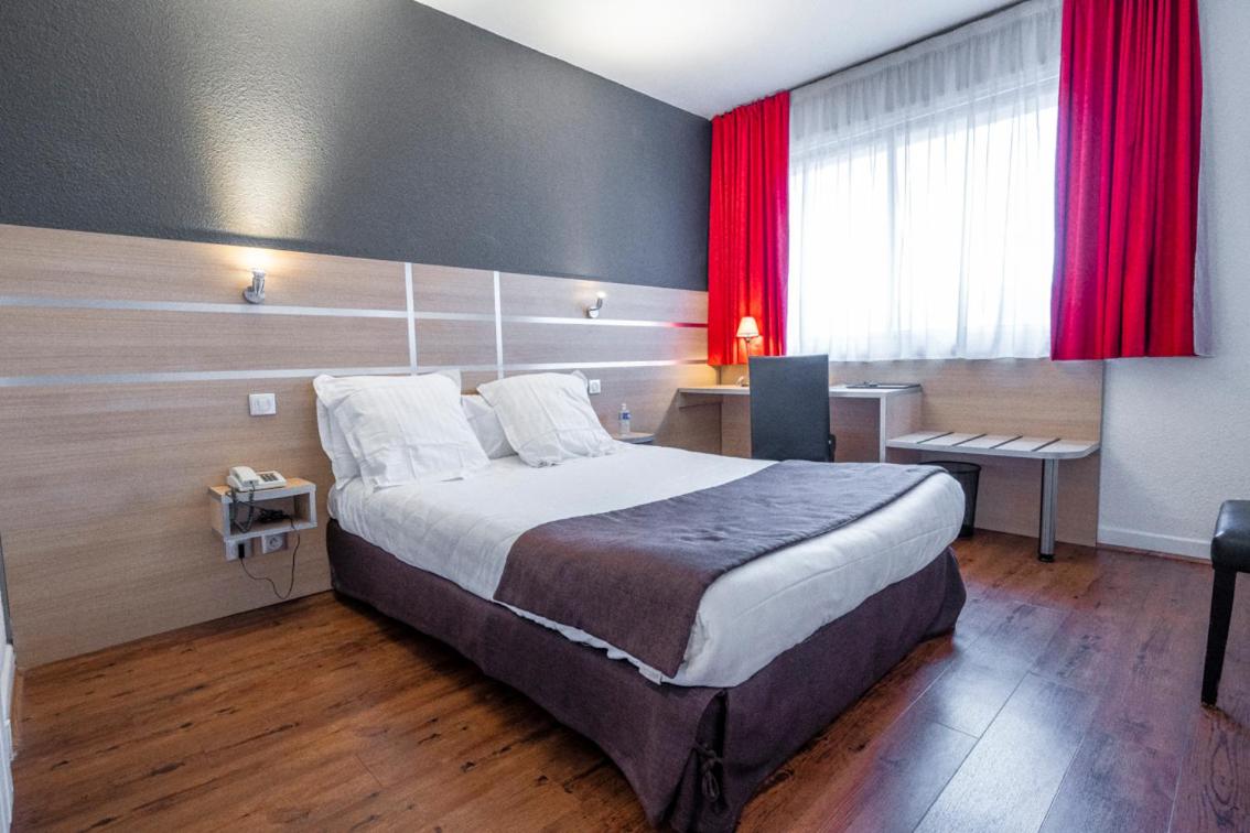 Standard Double Room - Photo 1