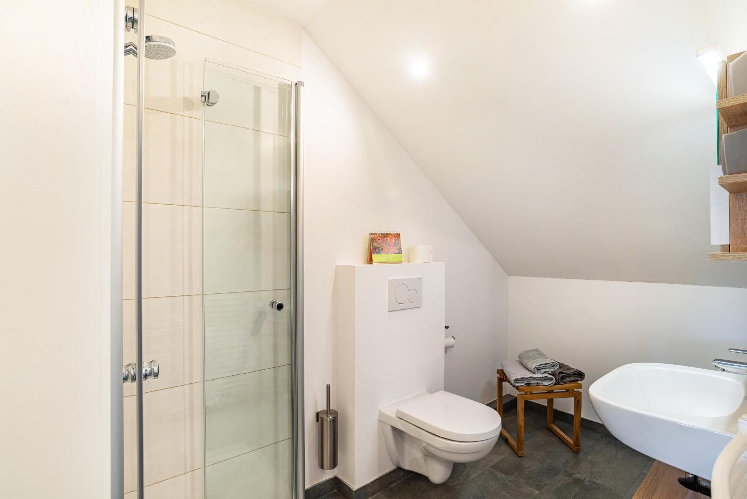 One-Bedroom Apartment with Garden View photo 2