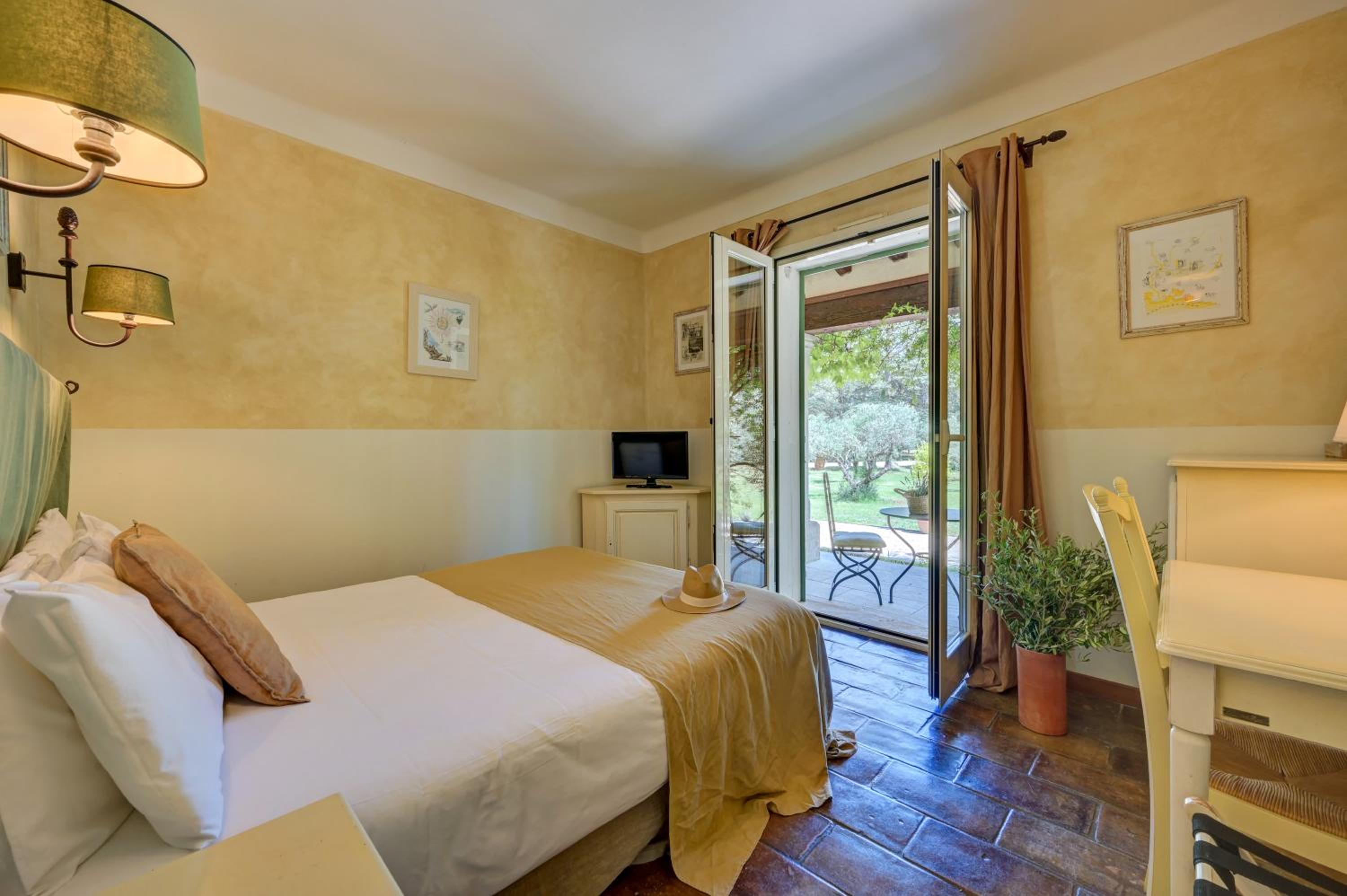 Superior Double Room with Terrace