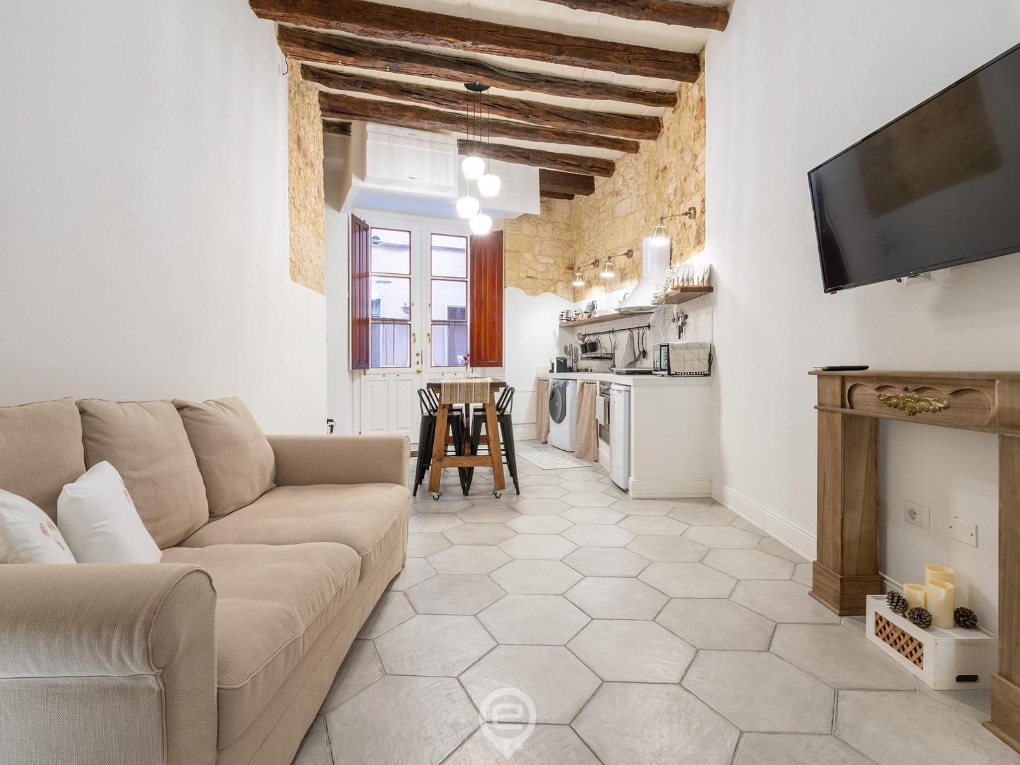 Studio Apartment