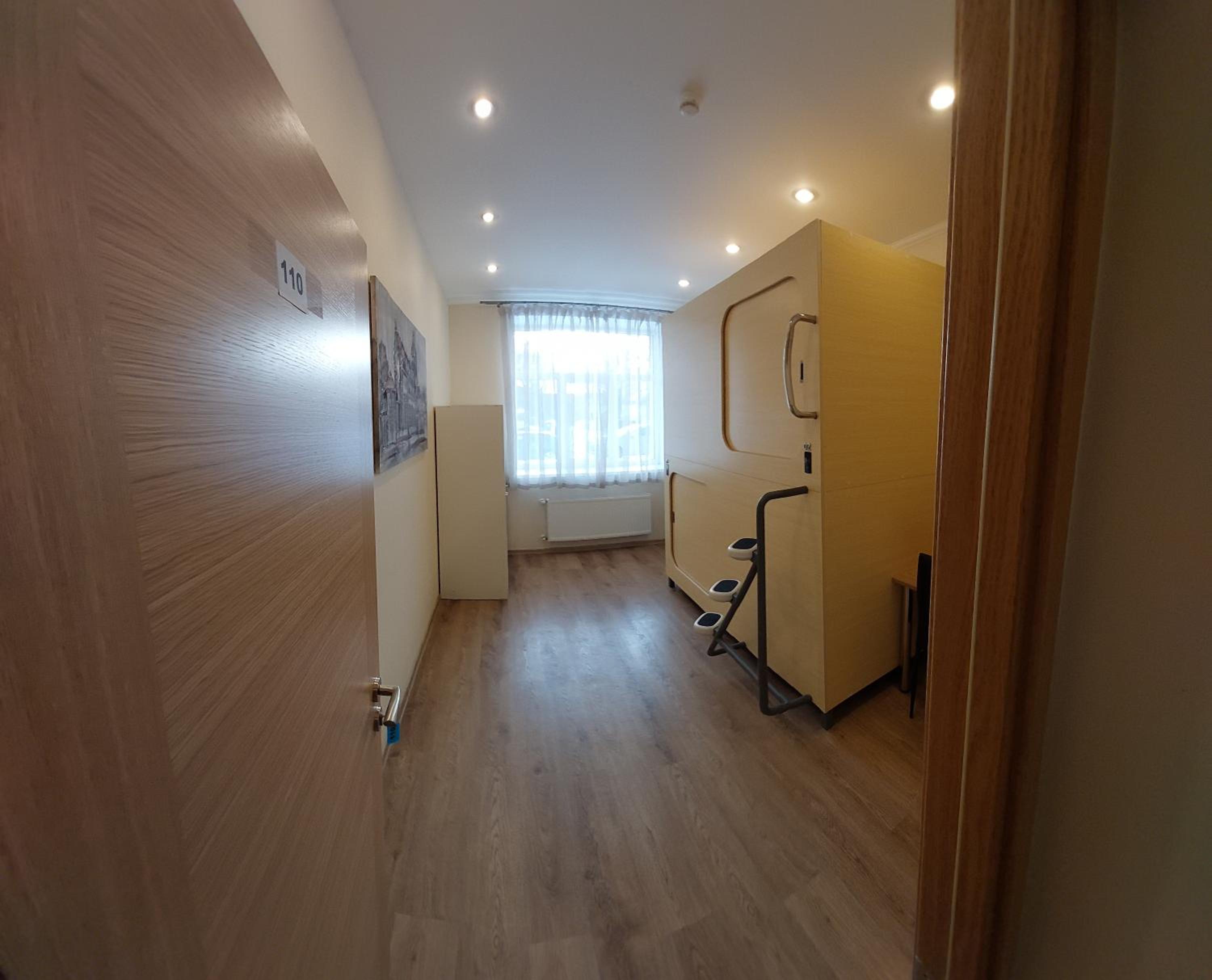 Single Bed in Dormitory Room photo 1