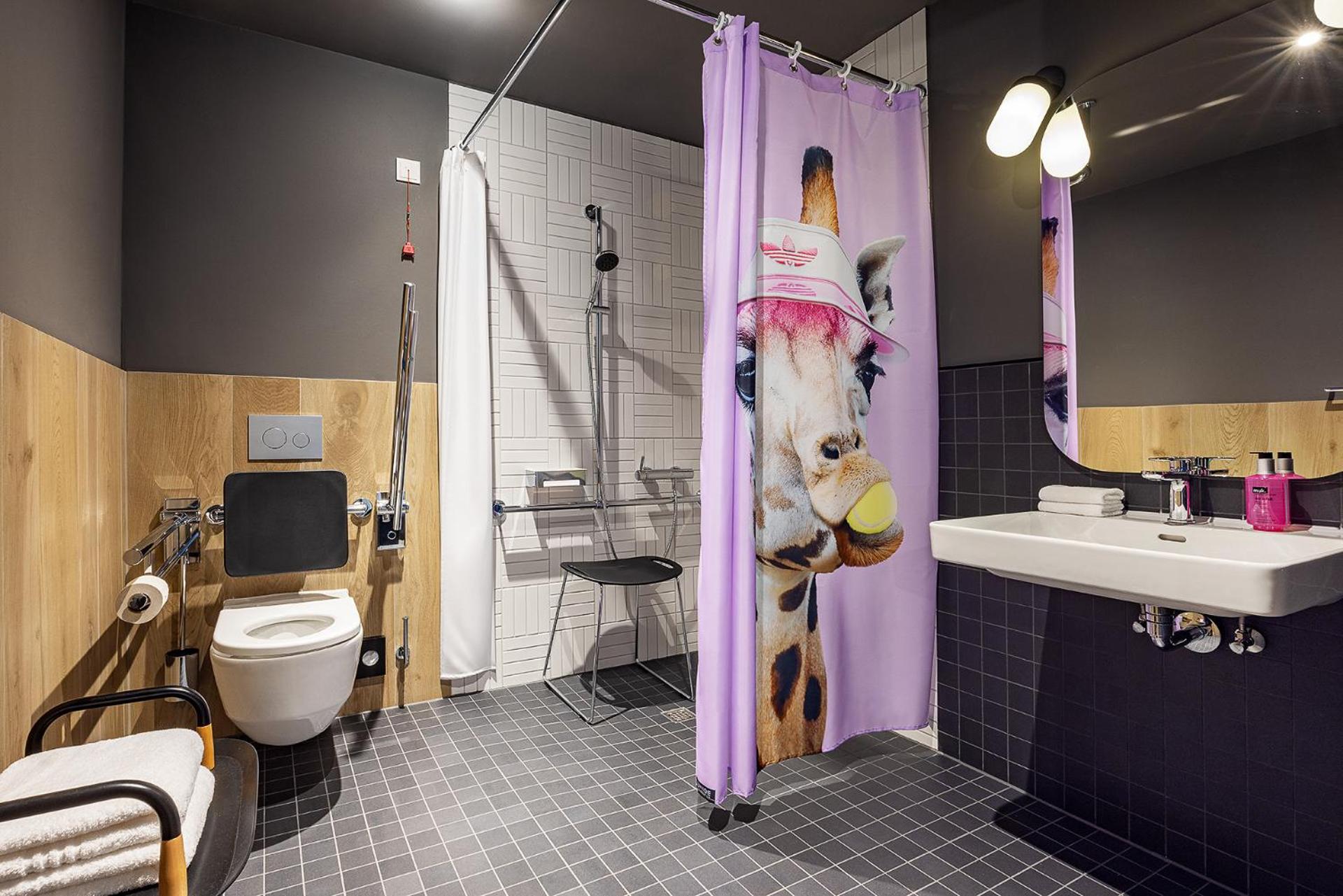 Moxy Twin Room with City View