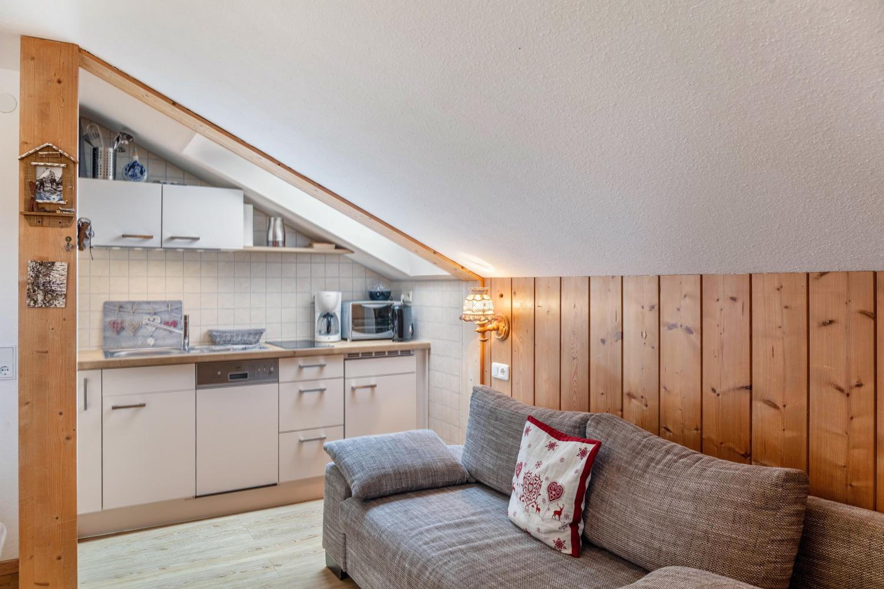 Superior One-Bedroom Apartment with Balcony photo 2