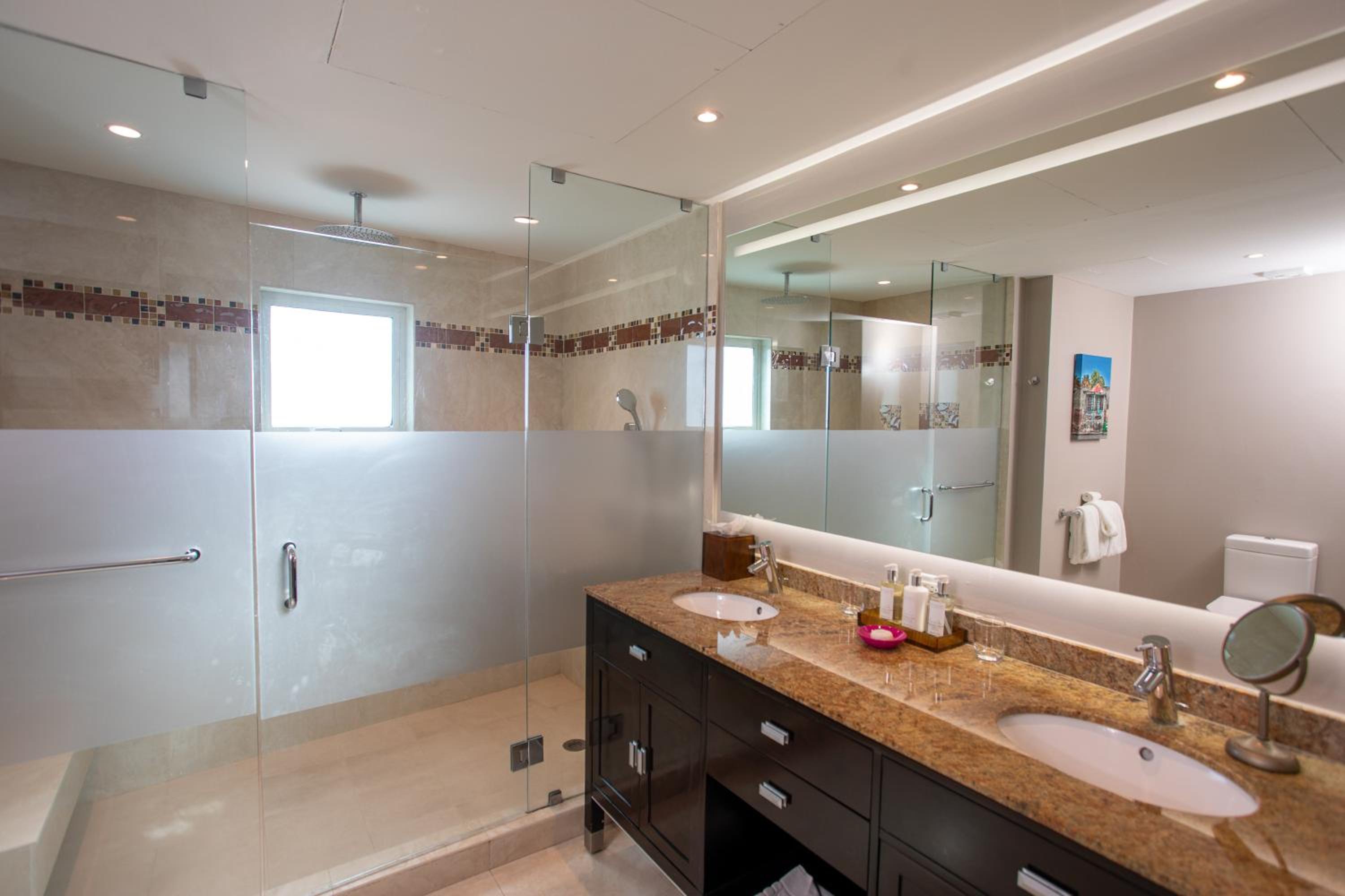 Luxury Concierge Two Bedroom Ocean Front Suite