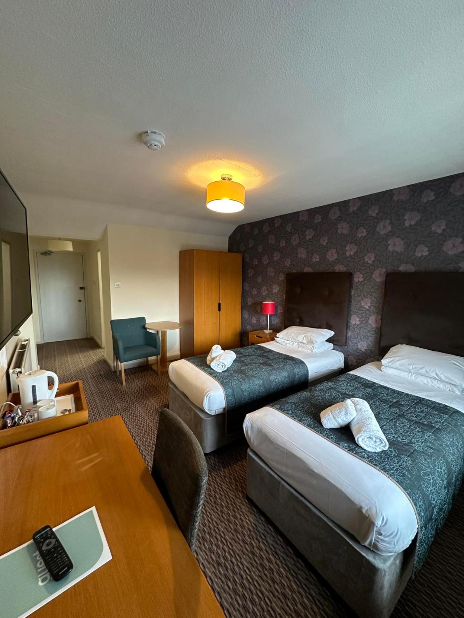 Superior Twin Room with Sea View photo 2