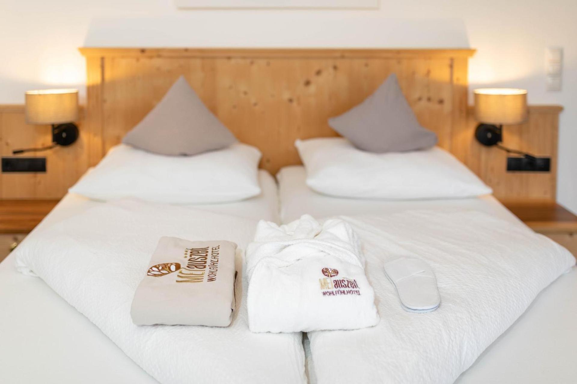 Standard Double Room - Photo 2