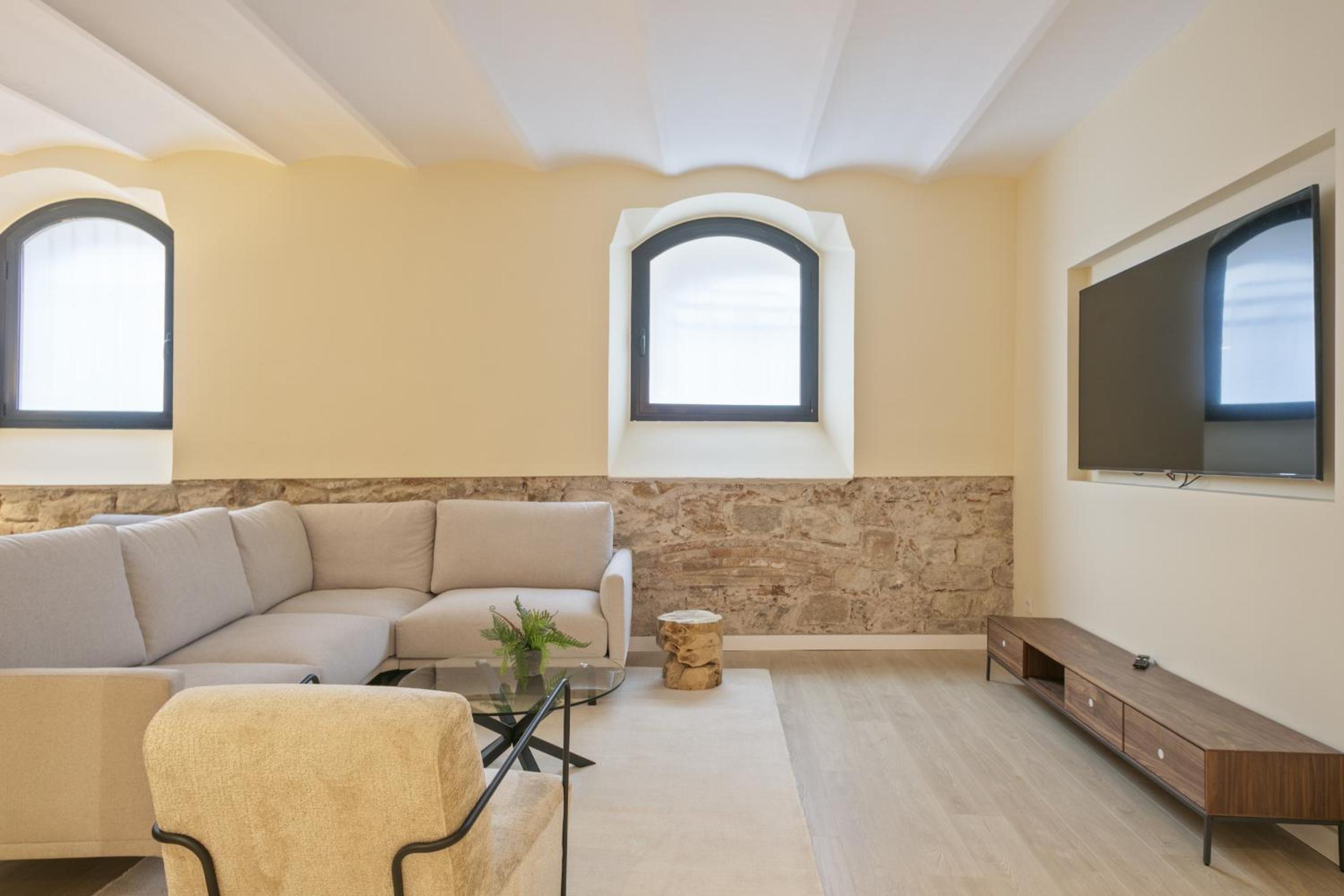 Apartment - Ground Floor photo 2