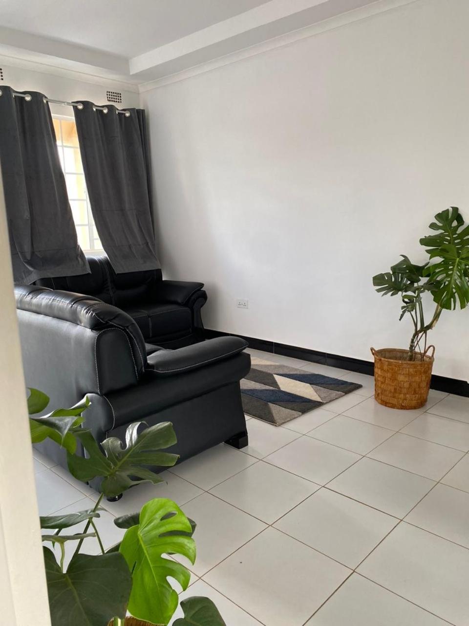 Three-Bedroom House photo 1