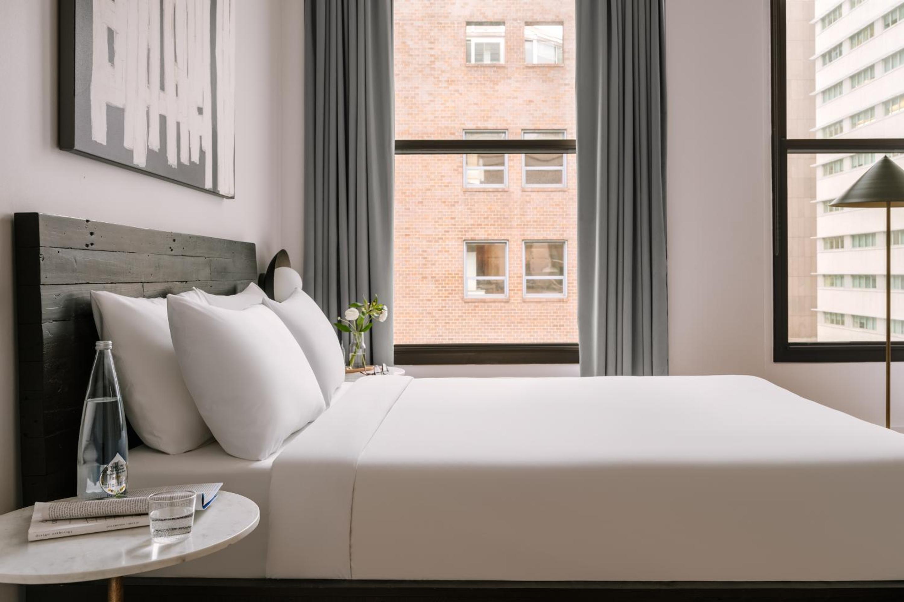 Superior Room, 1 Queen Bed, Non-Smoking