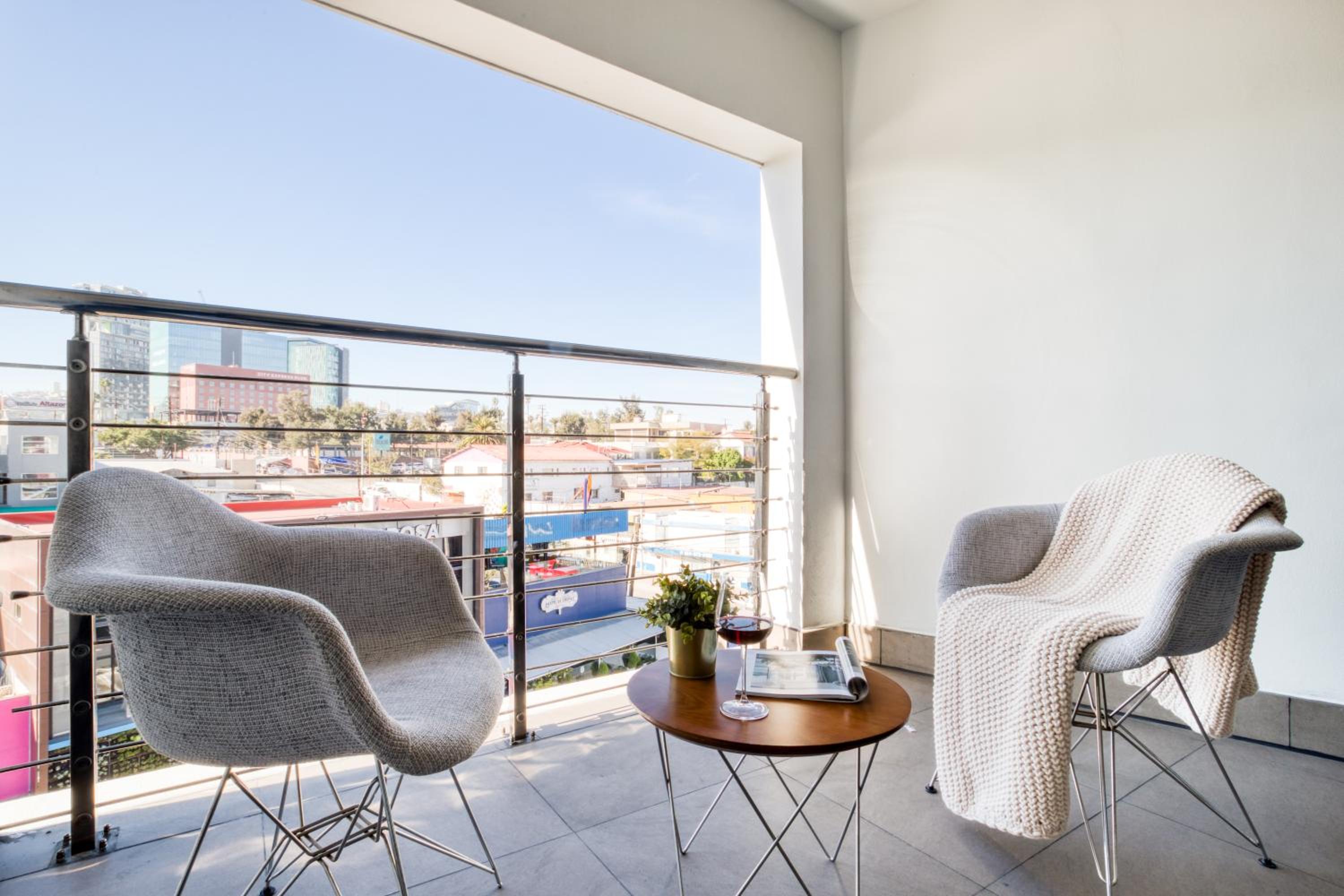 Exclusive Two-Bedroom Apartment with Balcony - Photo 8