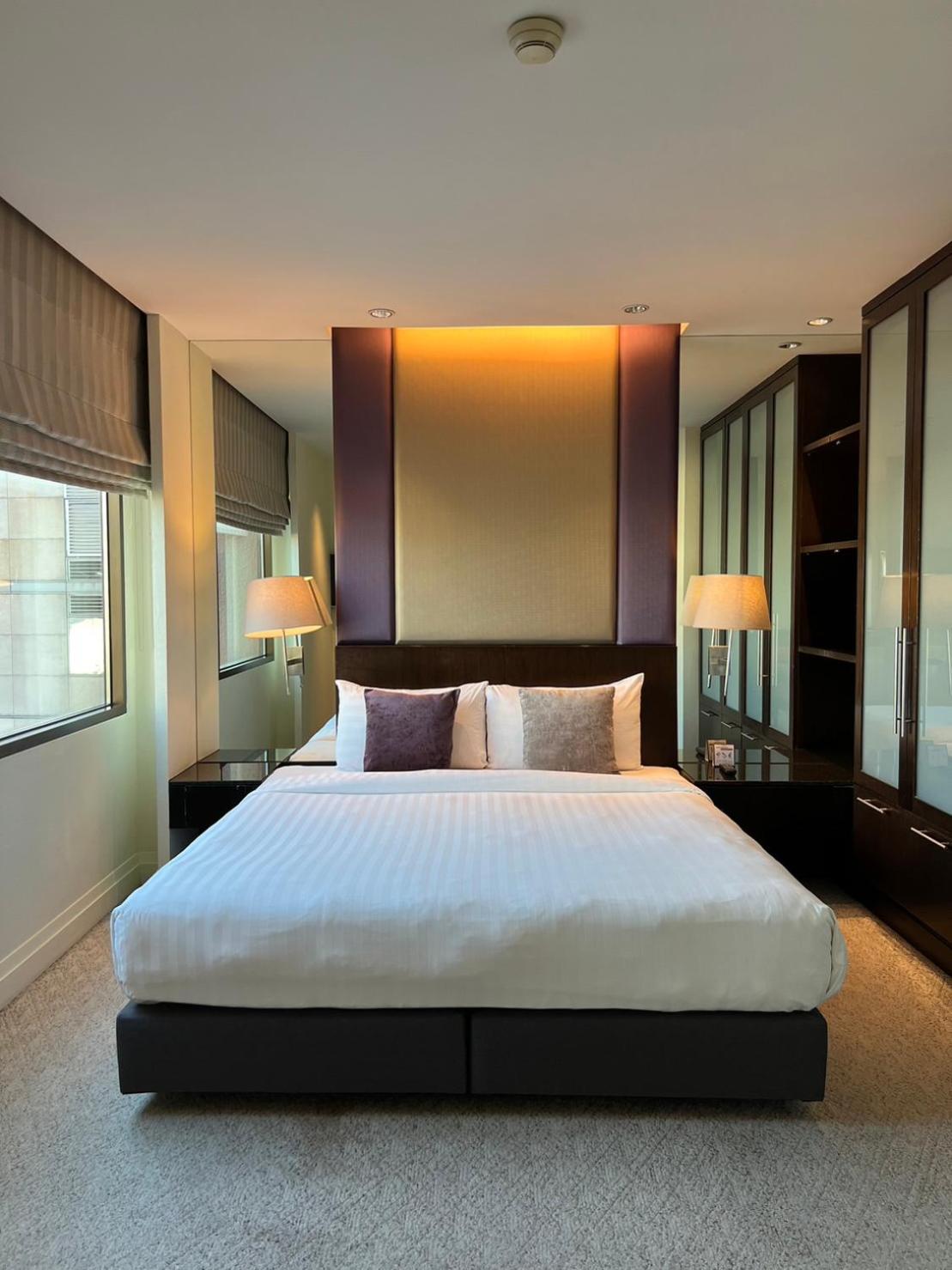 One Bedroom Premier Suite photo 3