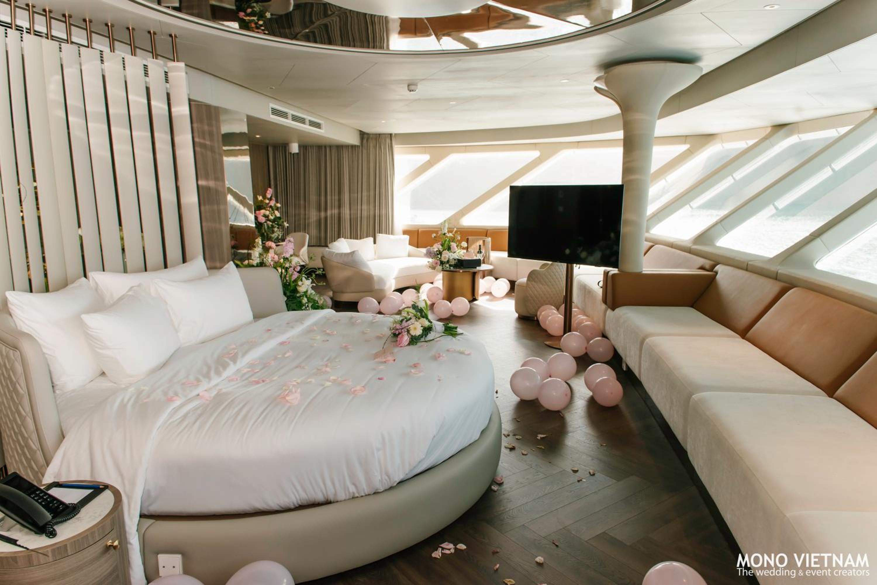 Oceania Suite - Photo 8