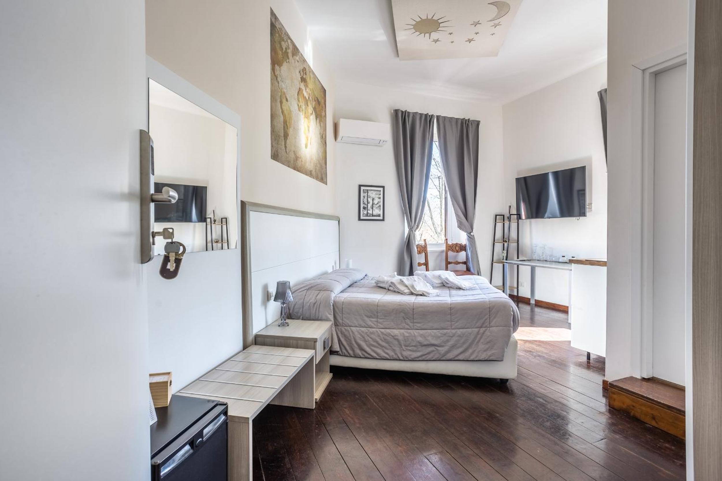 Superior Double or Twin Room with City View
