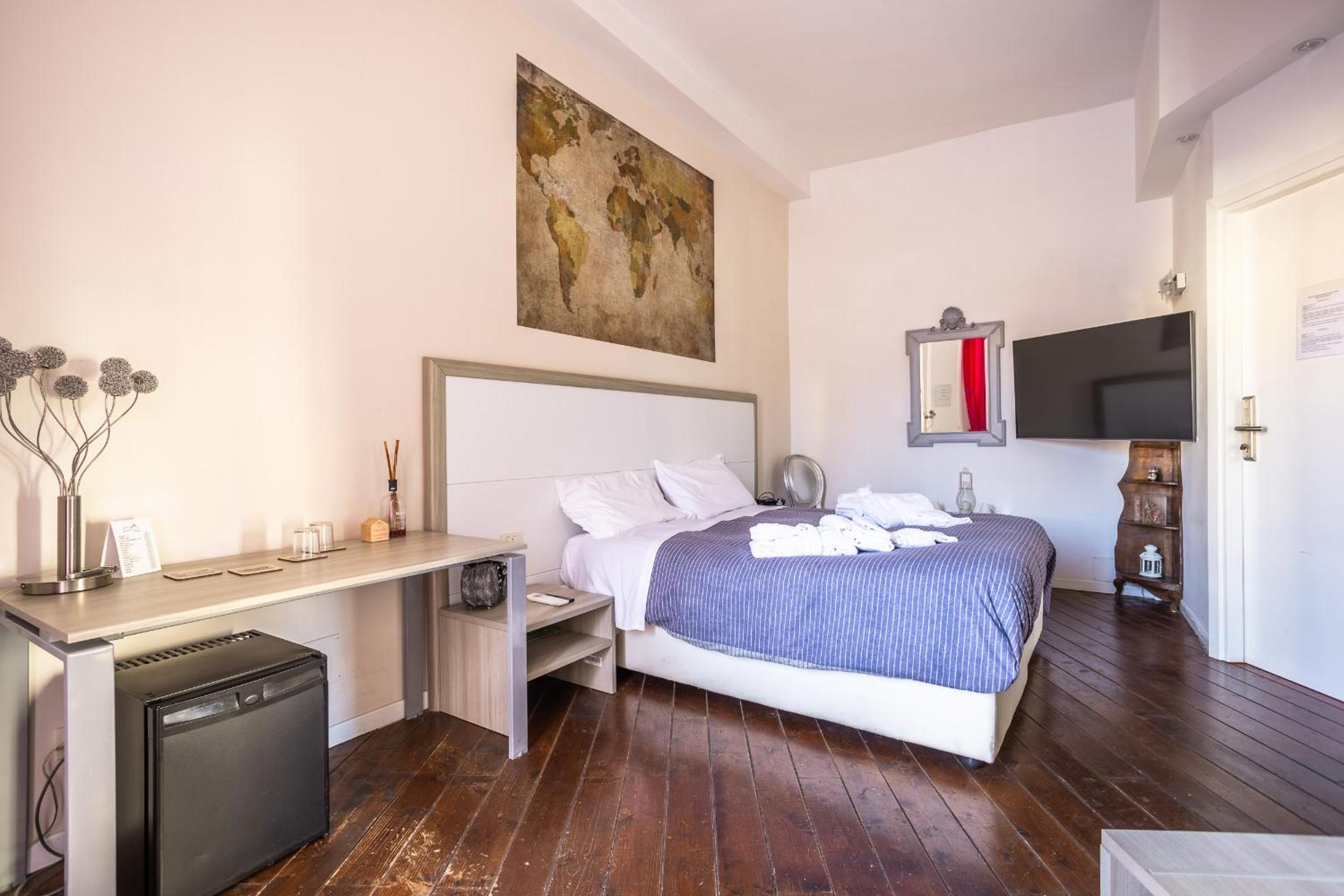 Deluxe Double or Twin Room with Garden View