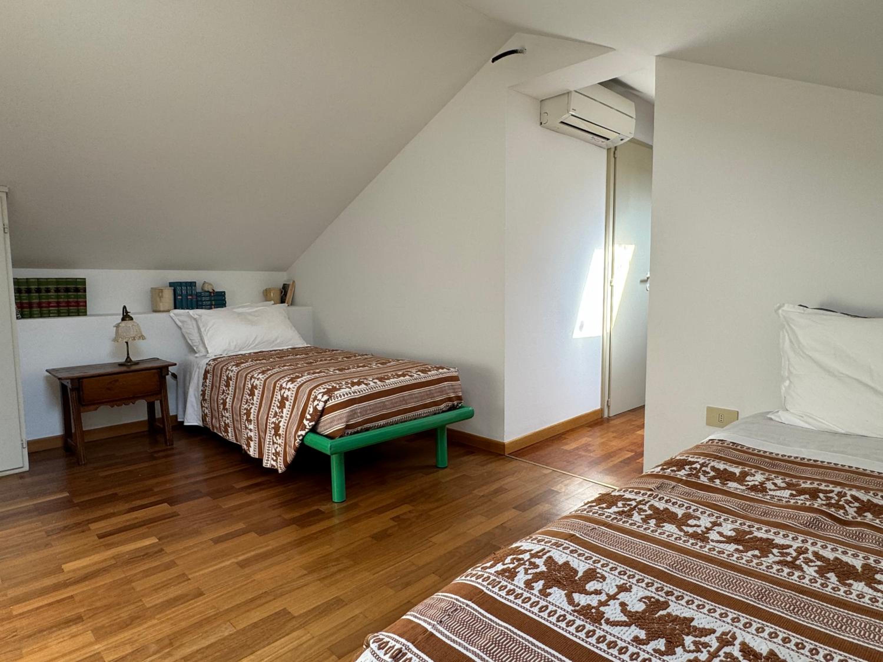 Three-Bedroom Apartment photo 2