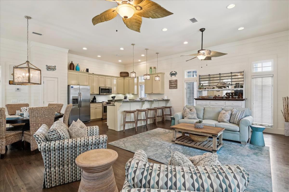Four-Bedroom House photo 1