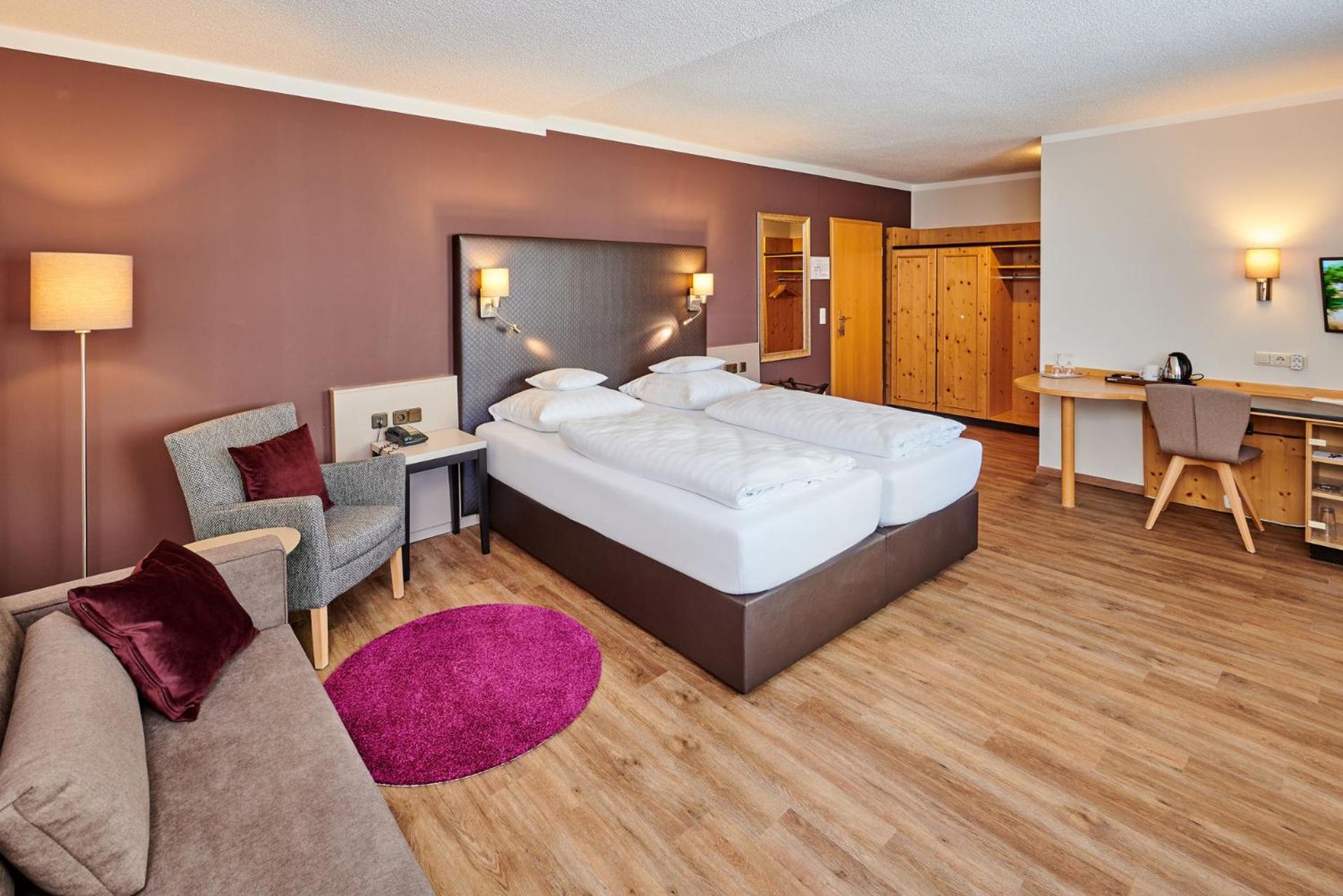 Comfort Plus Double Room - Main Building photo 2