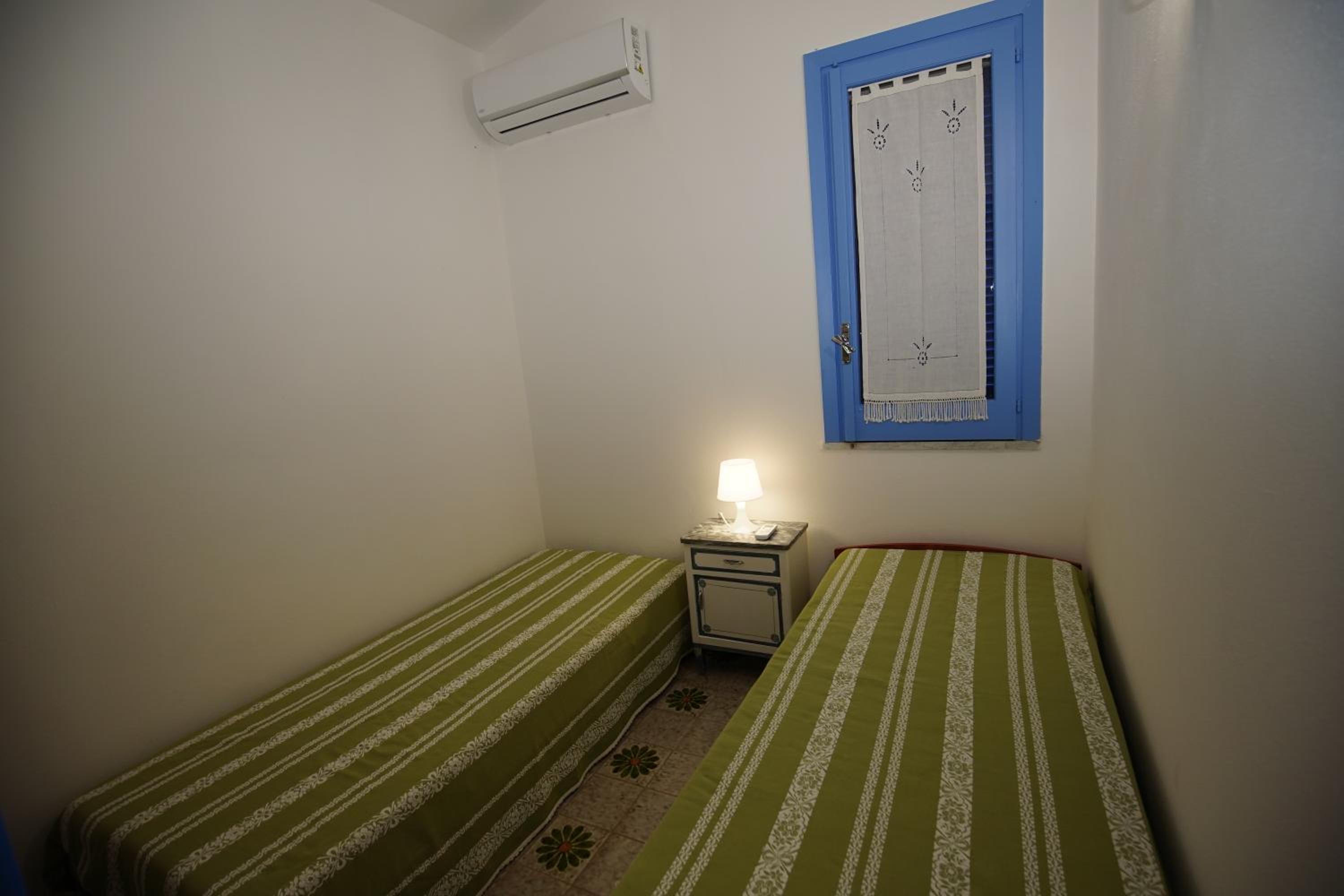 Two-Bedroom House photo 3