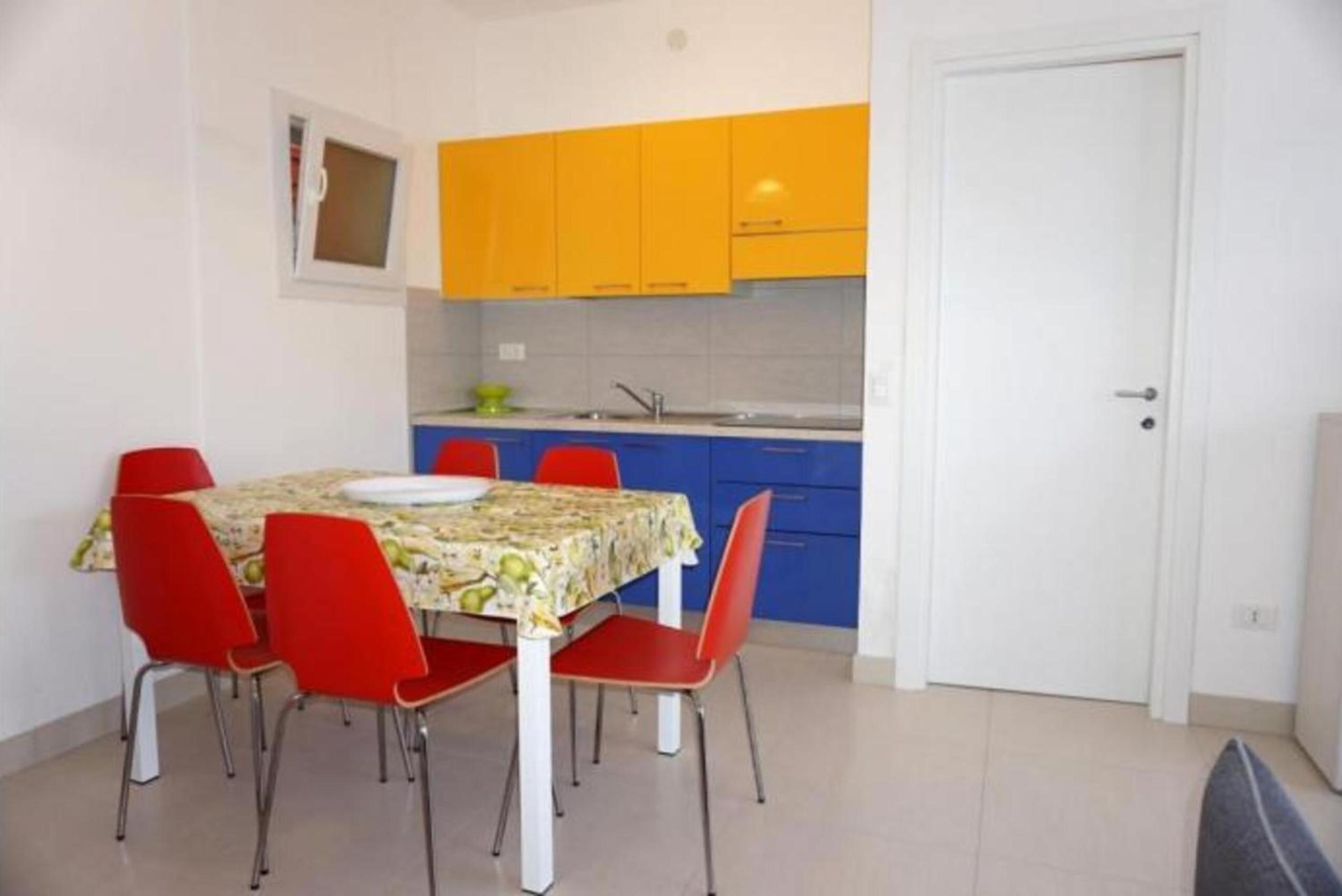 Apartment photo 3