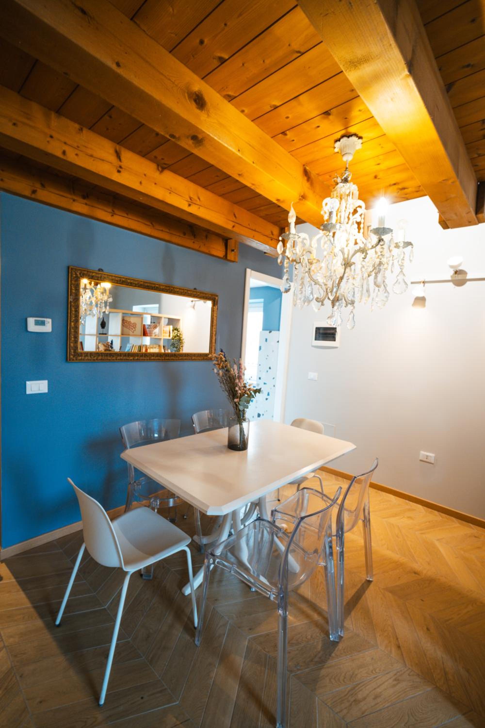 Apartment with Sea View - Photo 16
