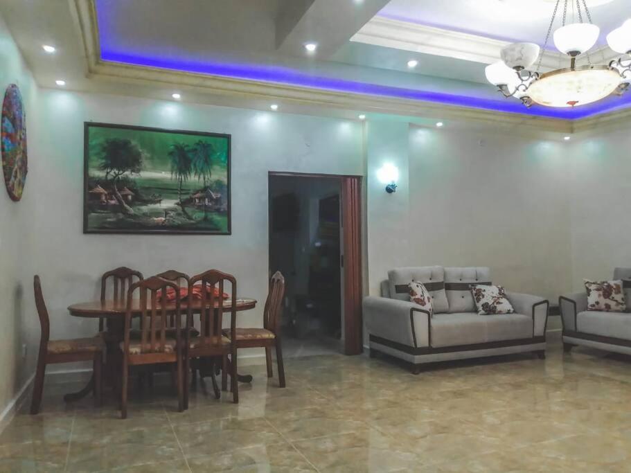 Villa photo 1