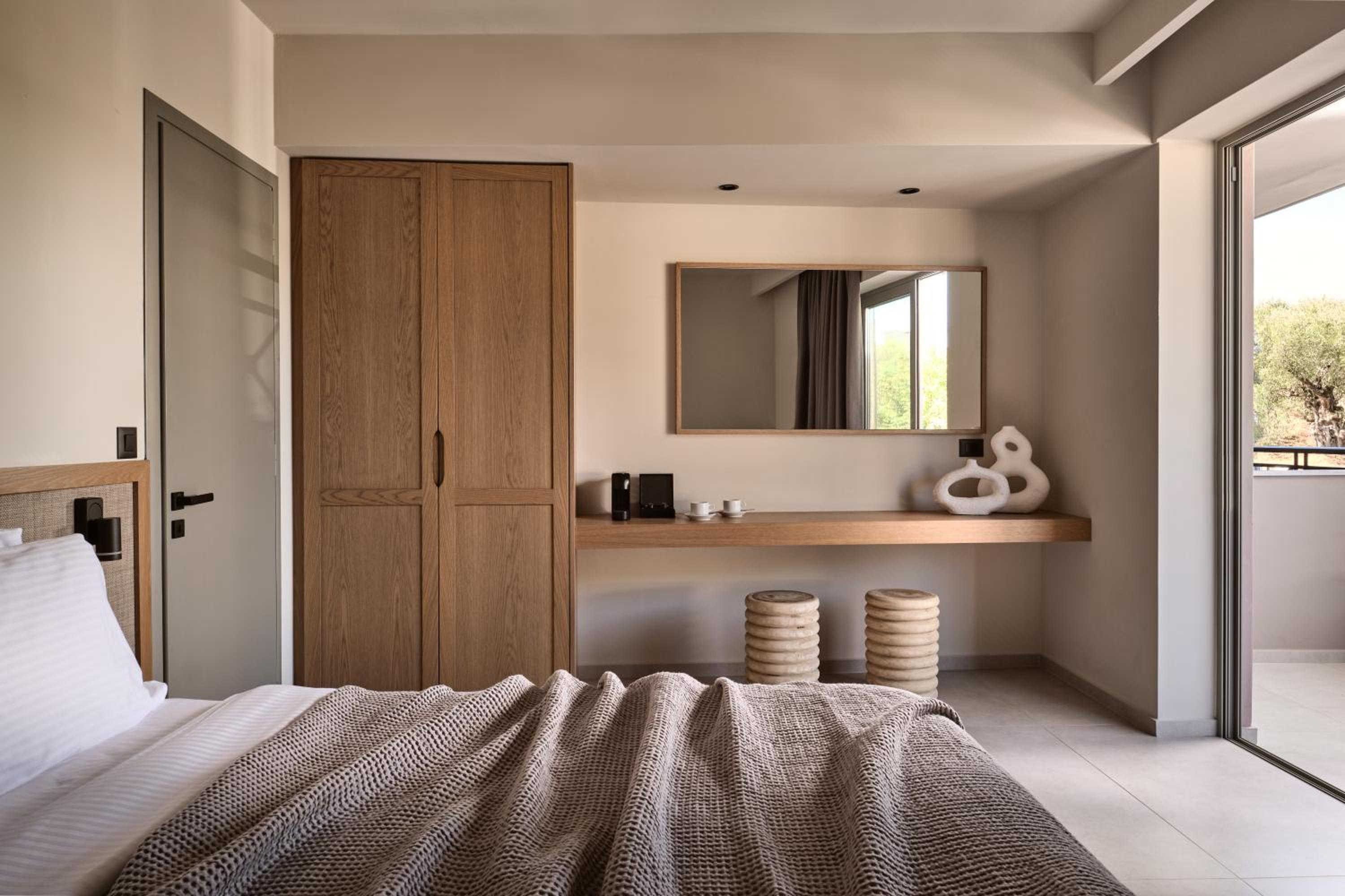 Friends & Family Suite - Photo 5