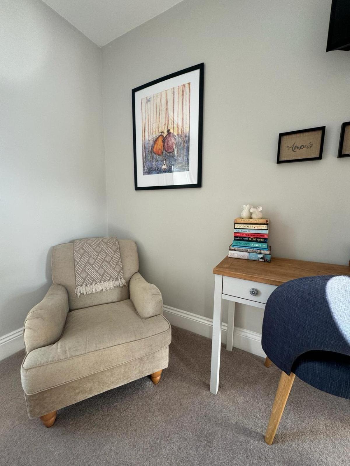 Standard Double Room - Photo 6