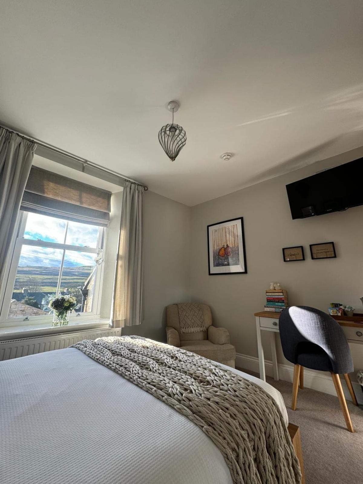 Standard Double Room - Photo 2
