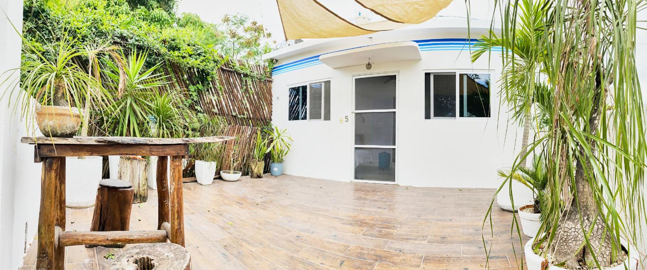 Studio with Terrace - Photo 3