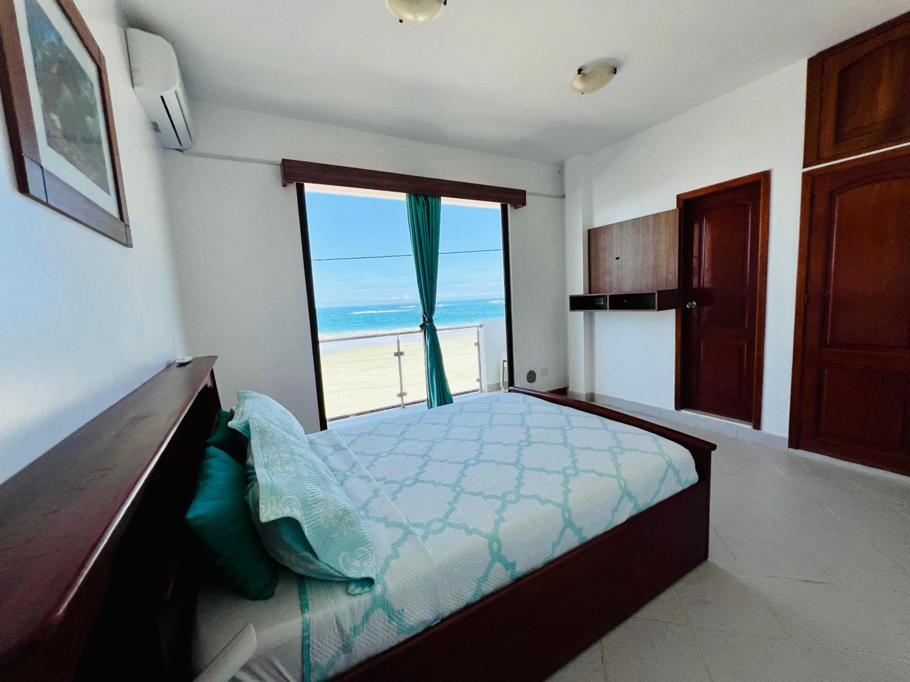 Double Room with Sea View photo 2