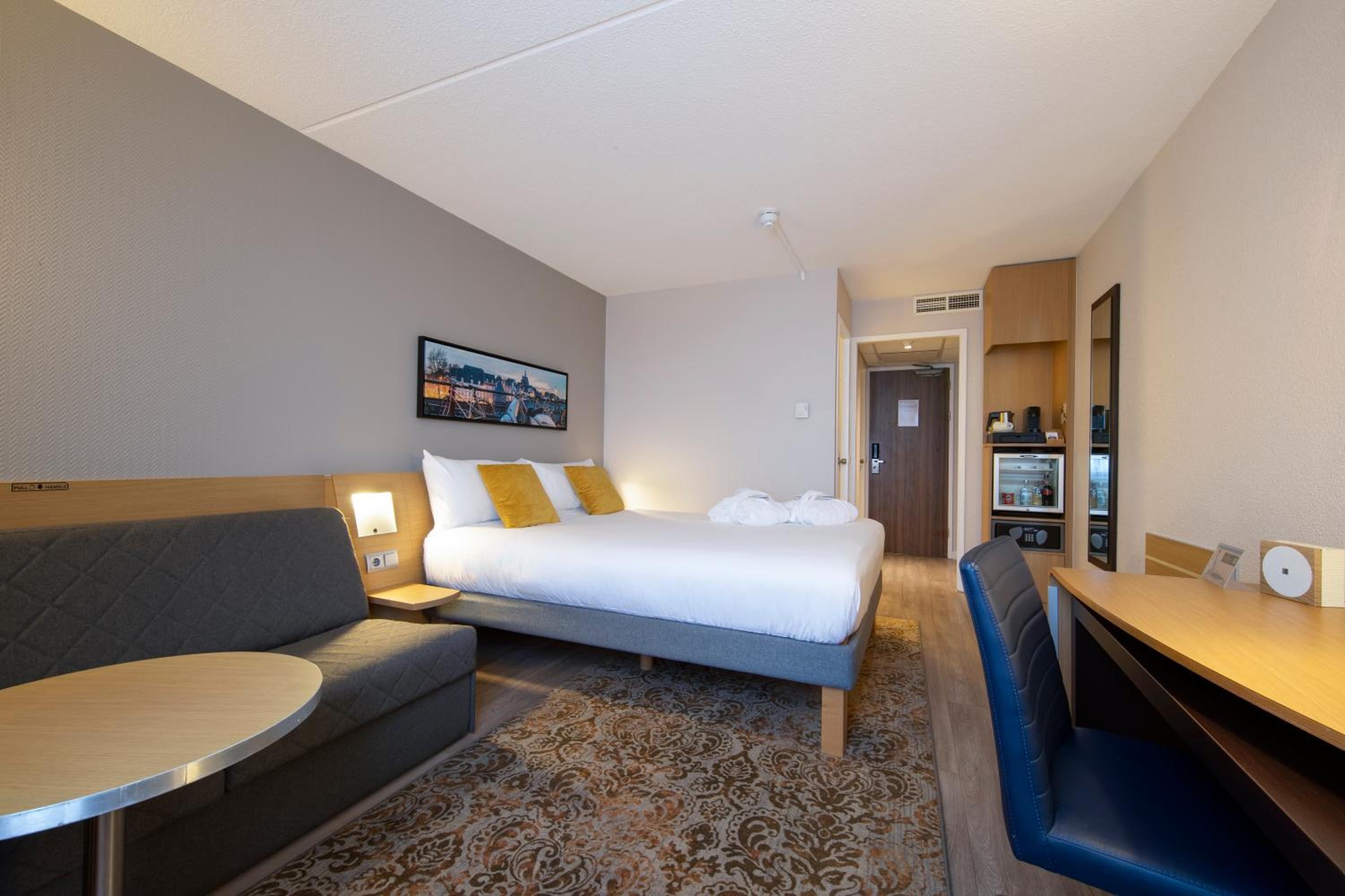 Deluxe Double Room - Garden Side - Photo 10