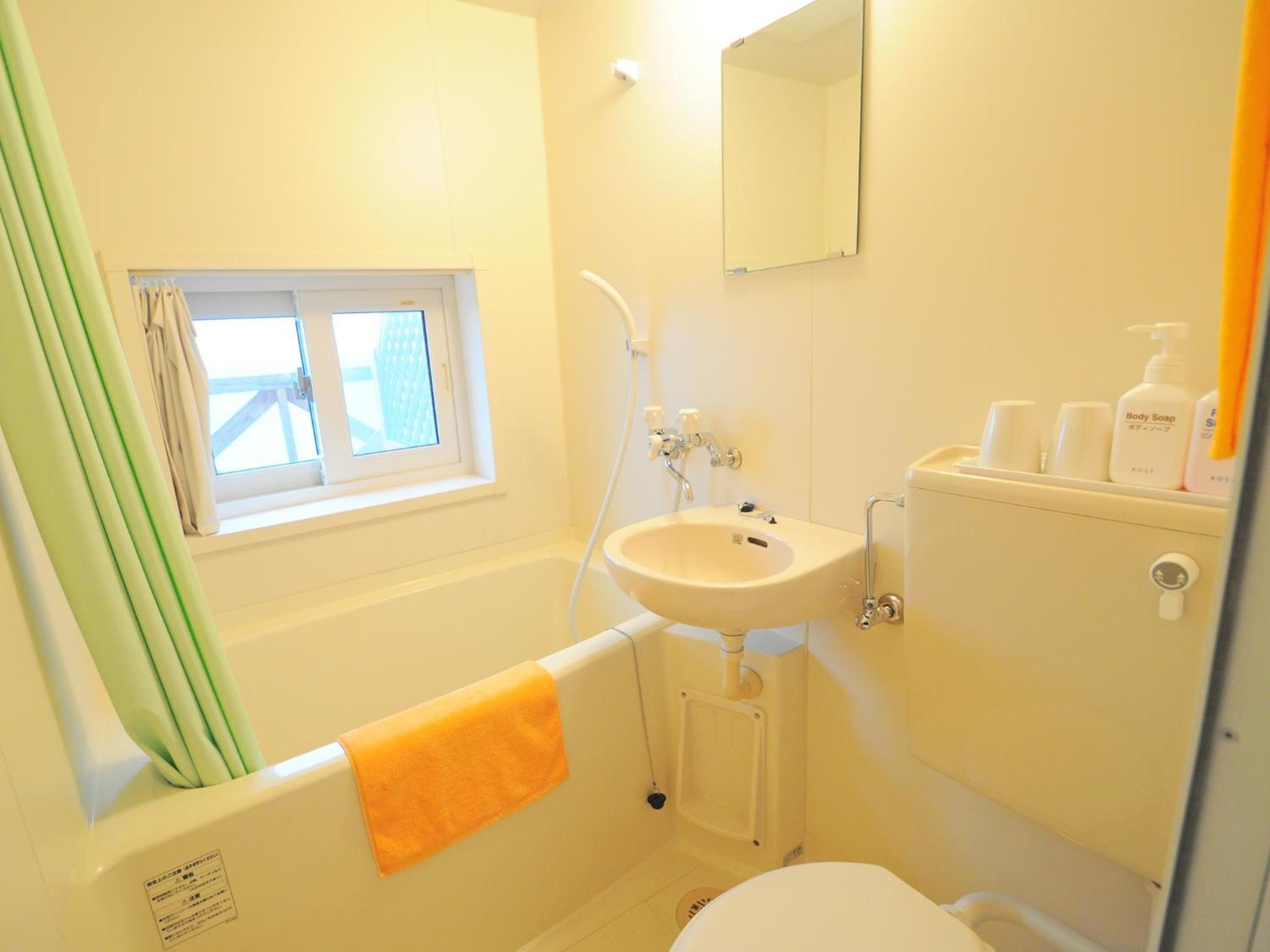Standard Twin Room with Mountain View photo 3