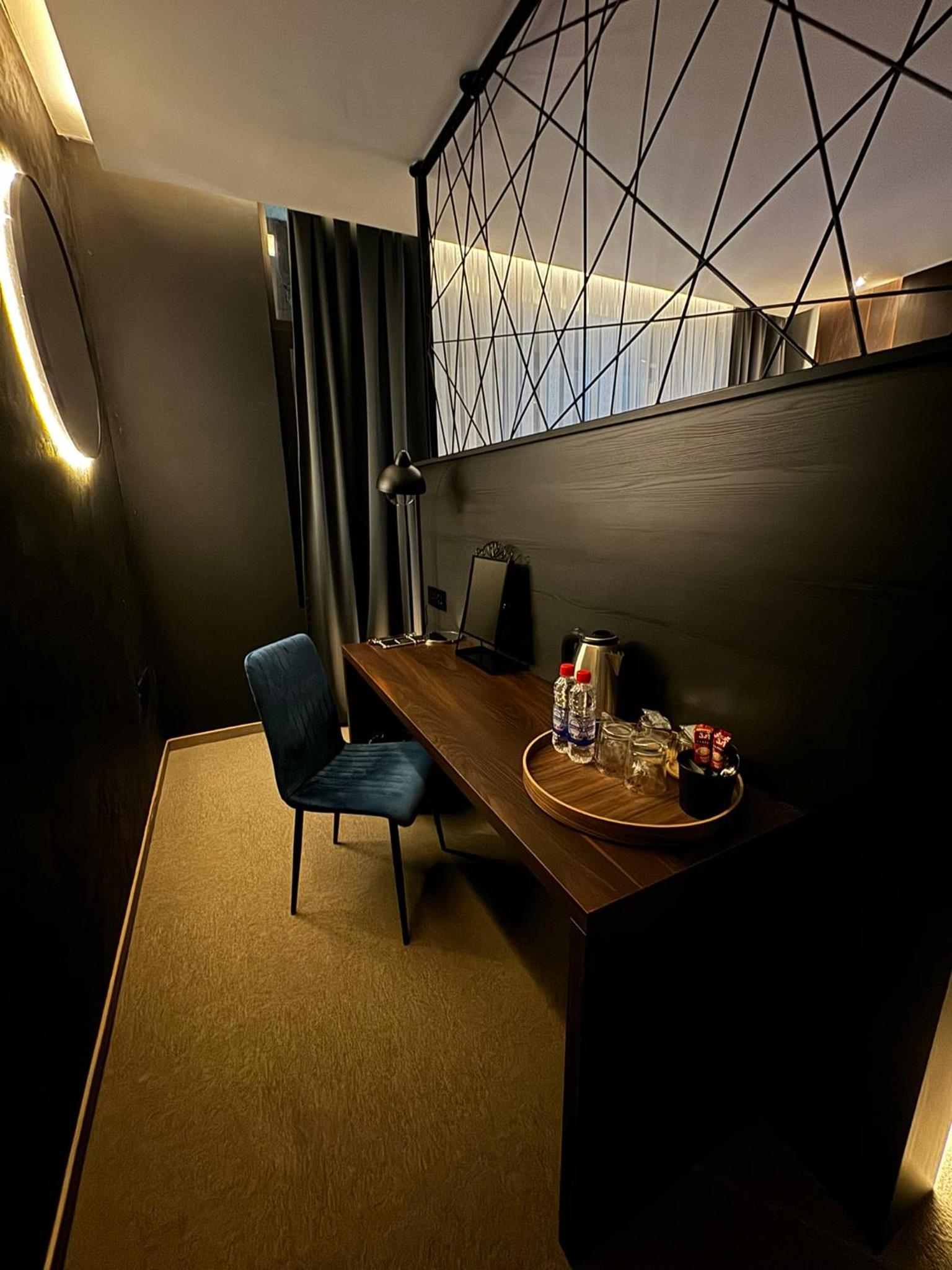 Deluxe Double Room - Photo 7