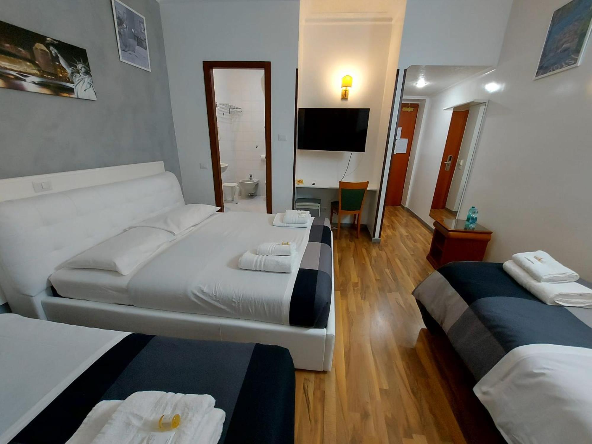 Economy Quadruple Room