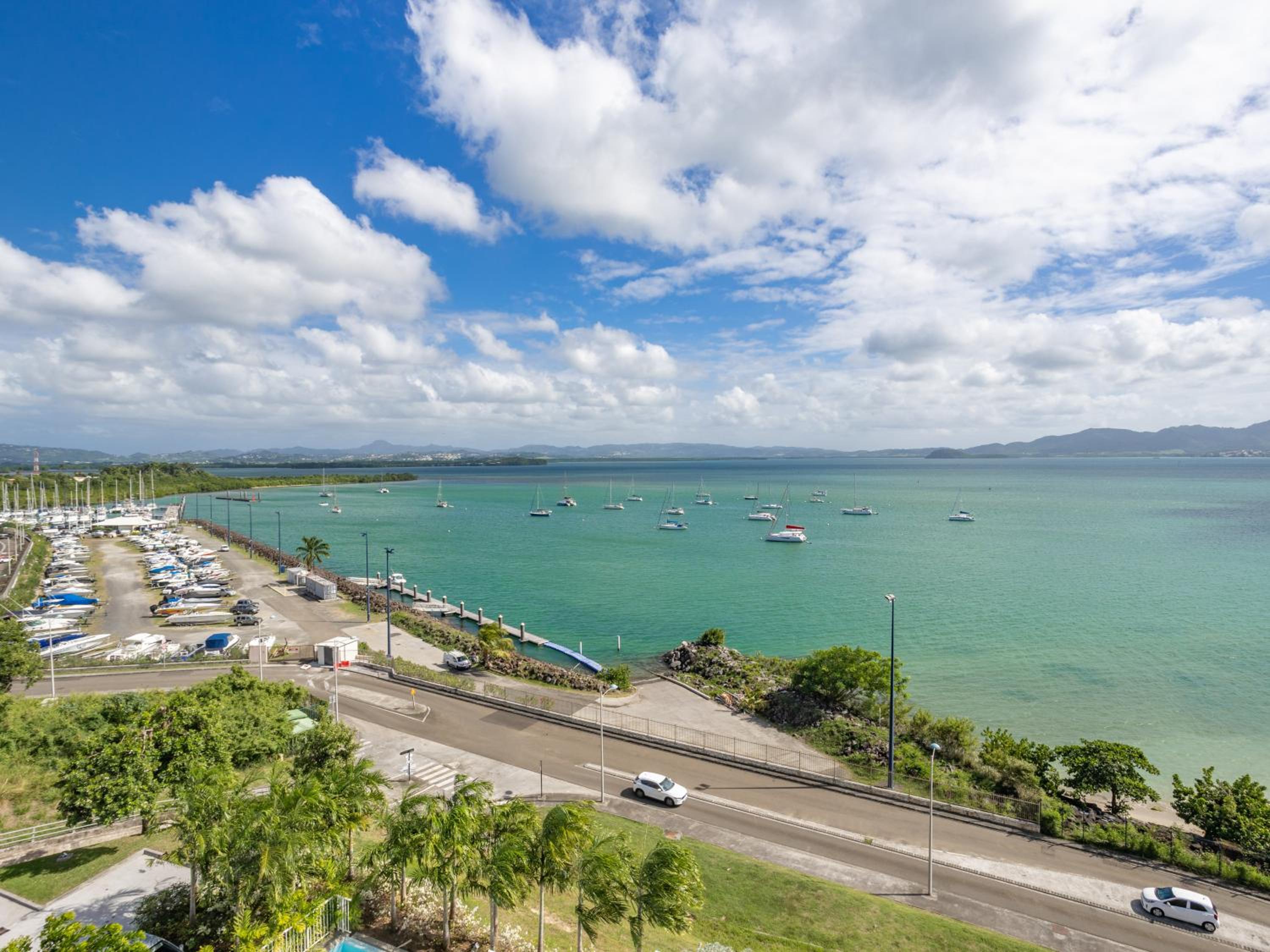 Double Room with Sea View - Photo 10