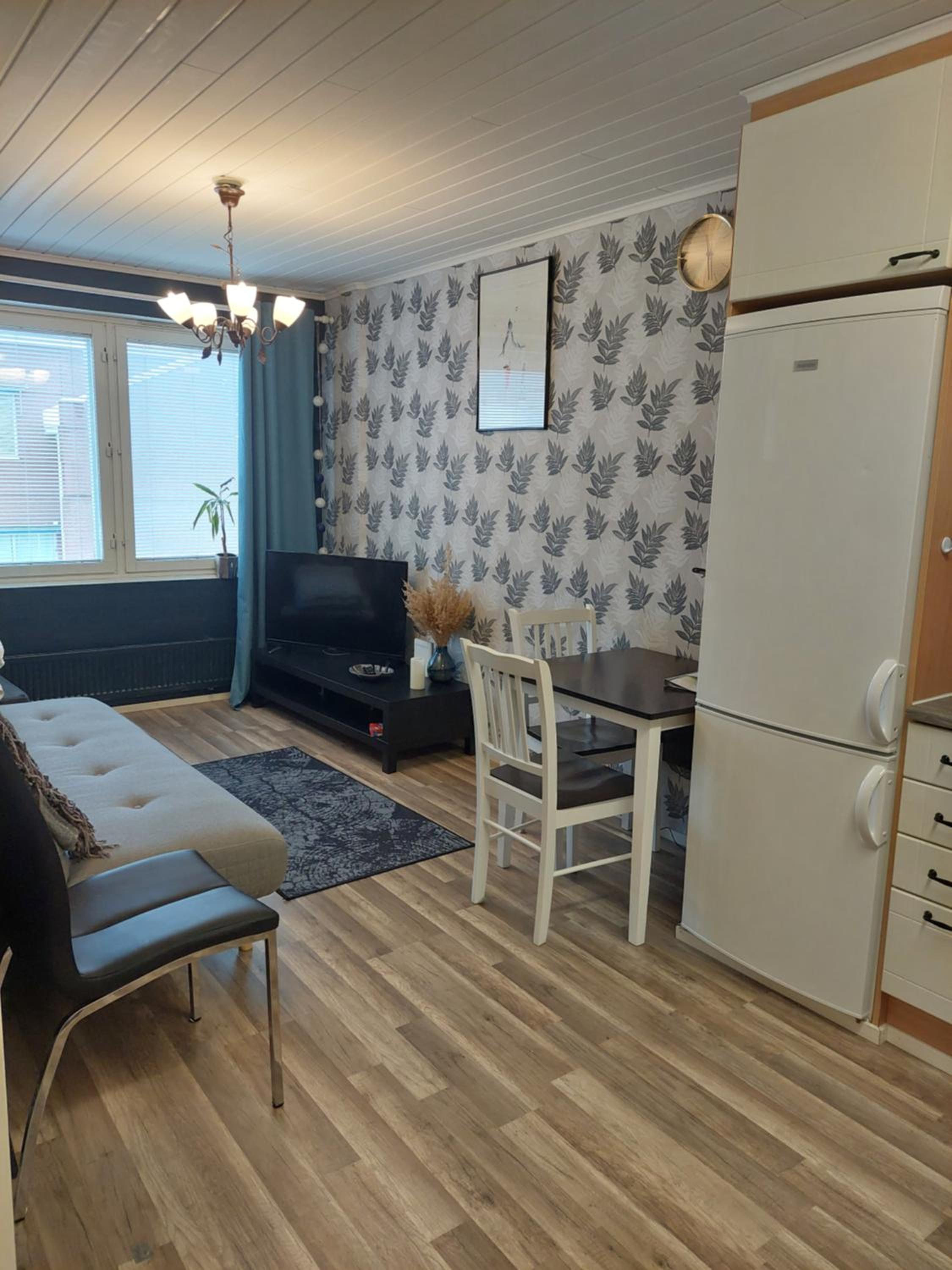 One-Bedroom Apartment - Photo 15