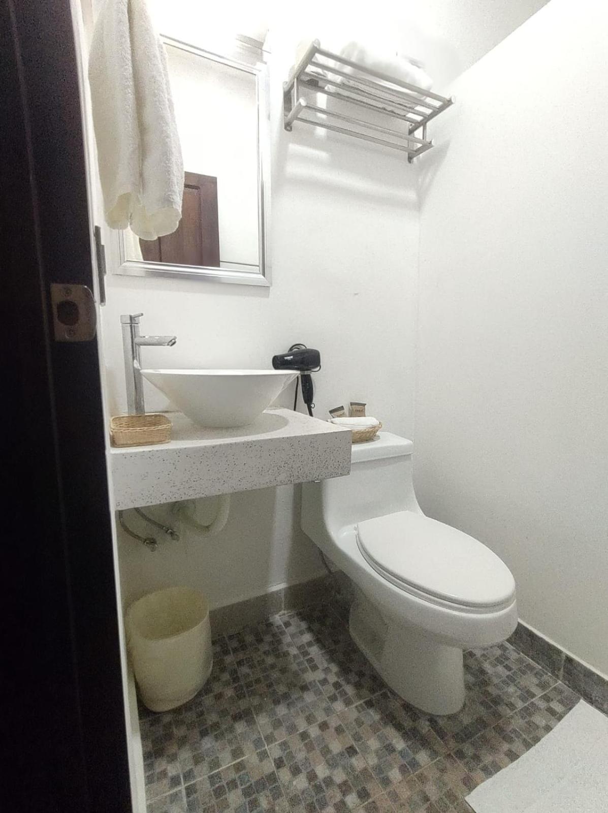 Double or Twin Room with Garden View photo 2