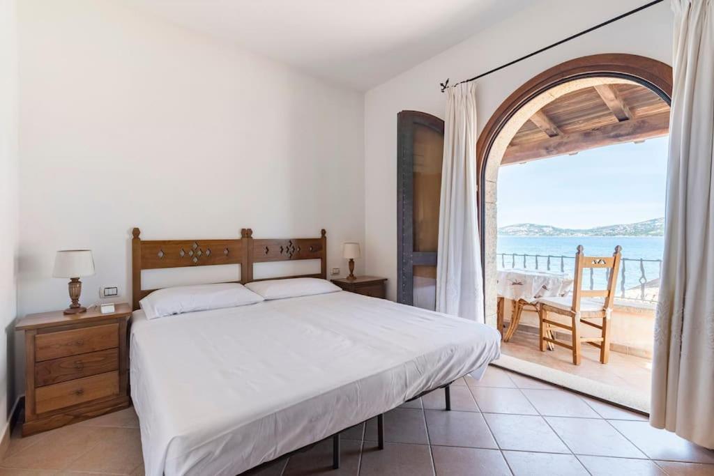 Three-Bedroom Villa photo 1