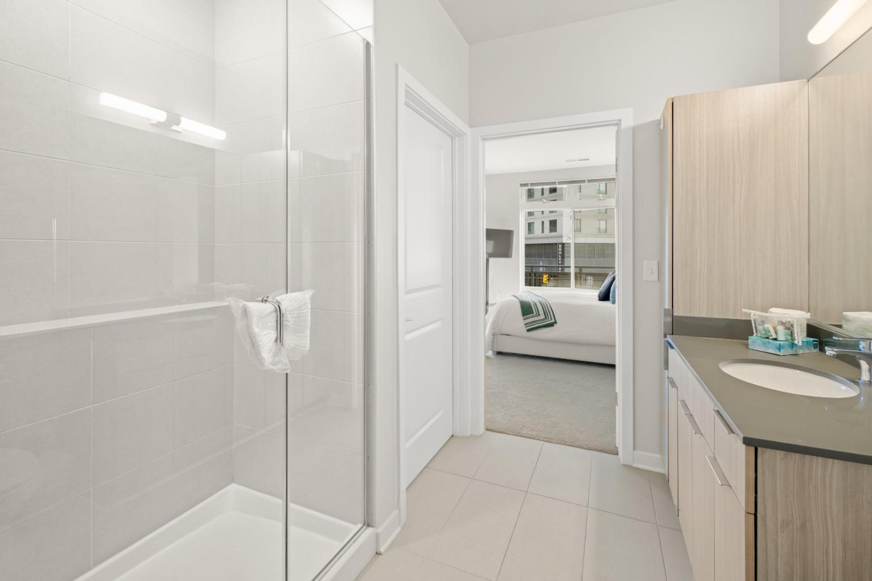 One-Bedroom Apartment - Photo 3
