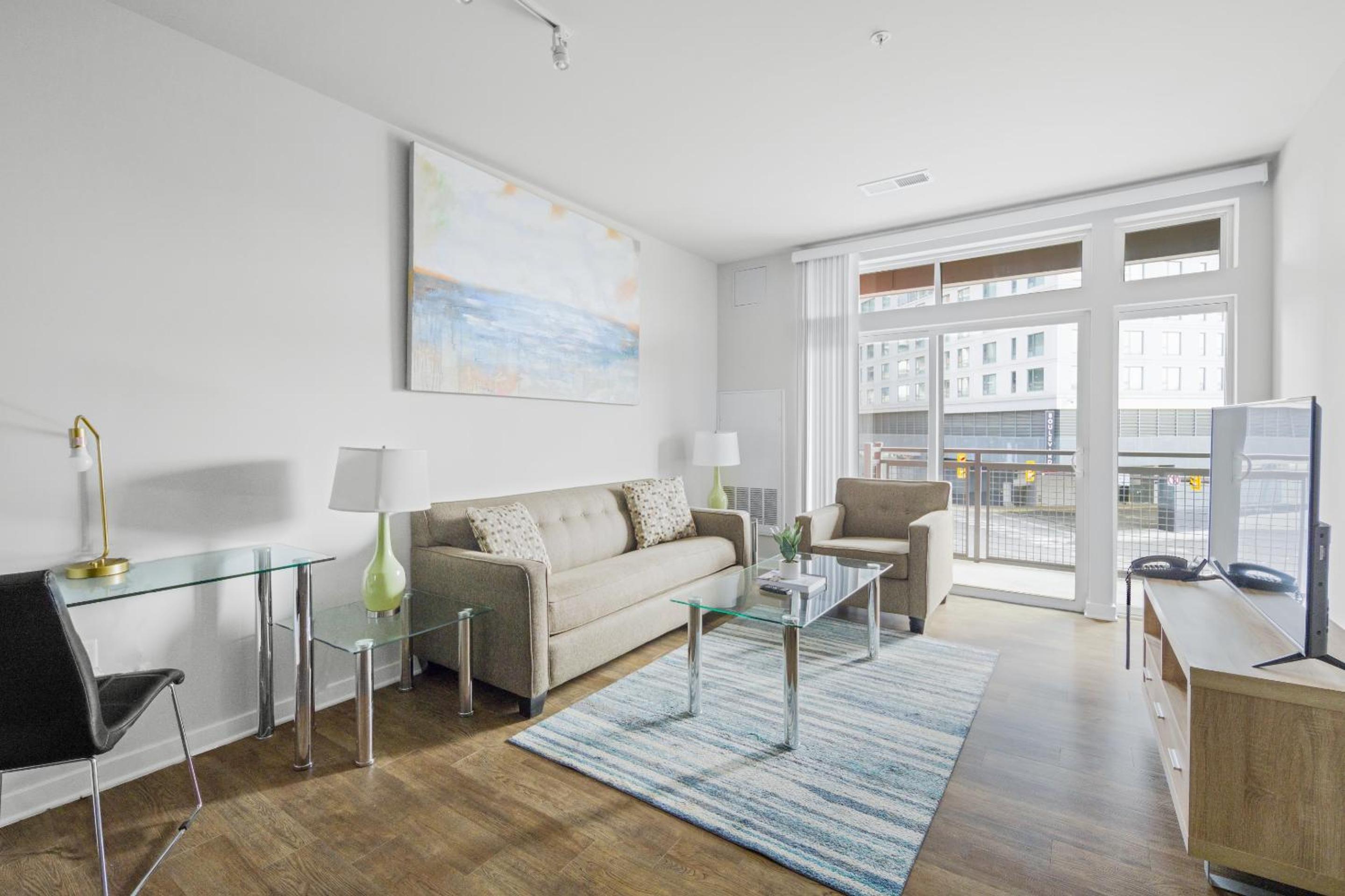 One-Bedroom Apartment - Photo 4