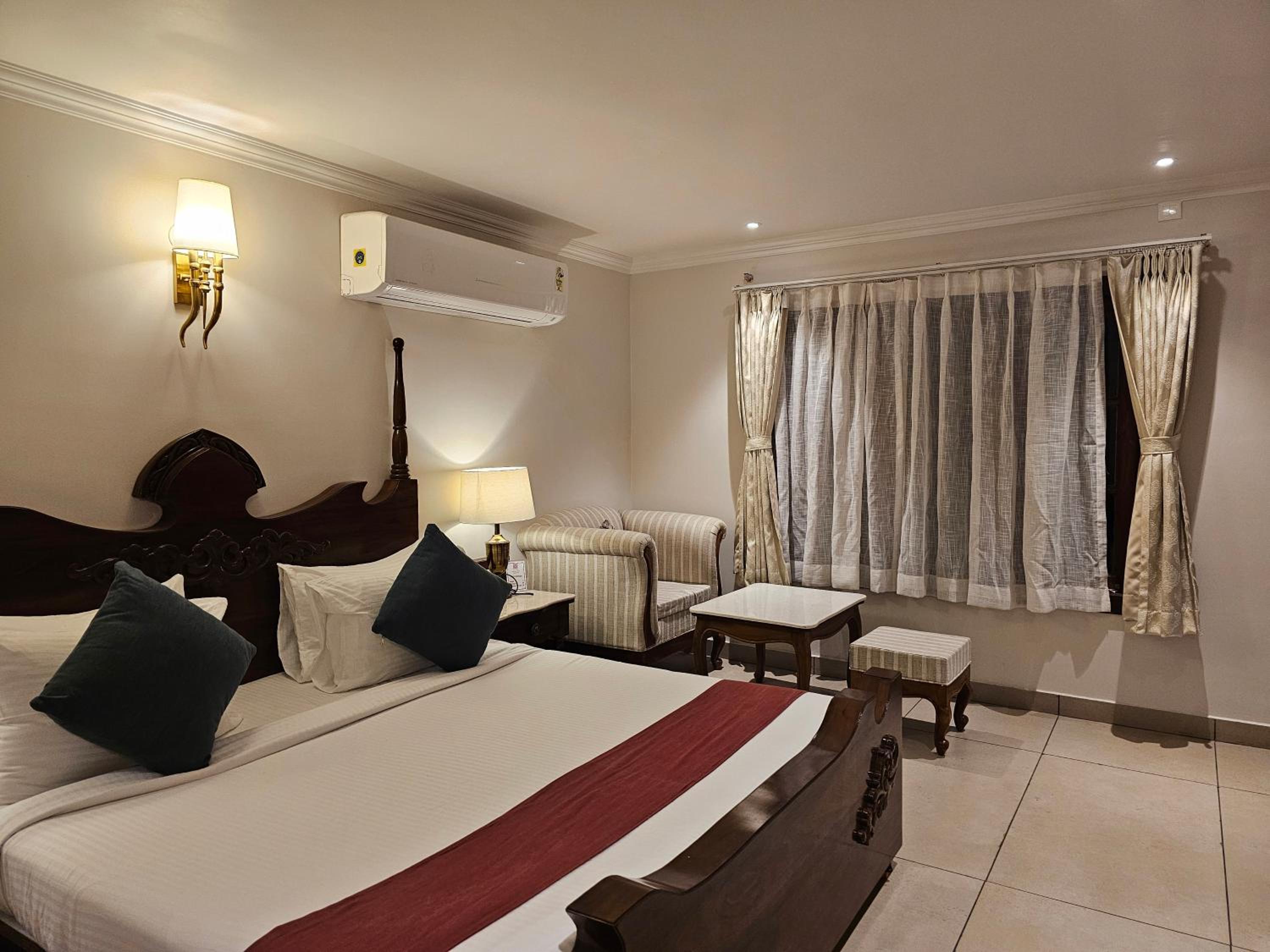 Economy Double Room - Photo 2