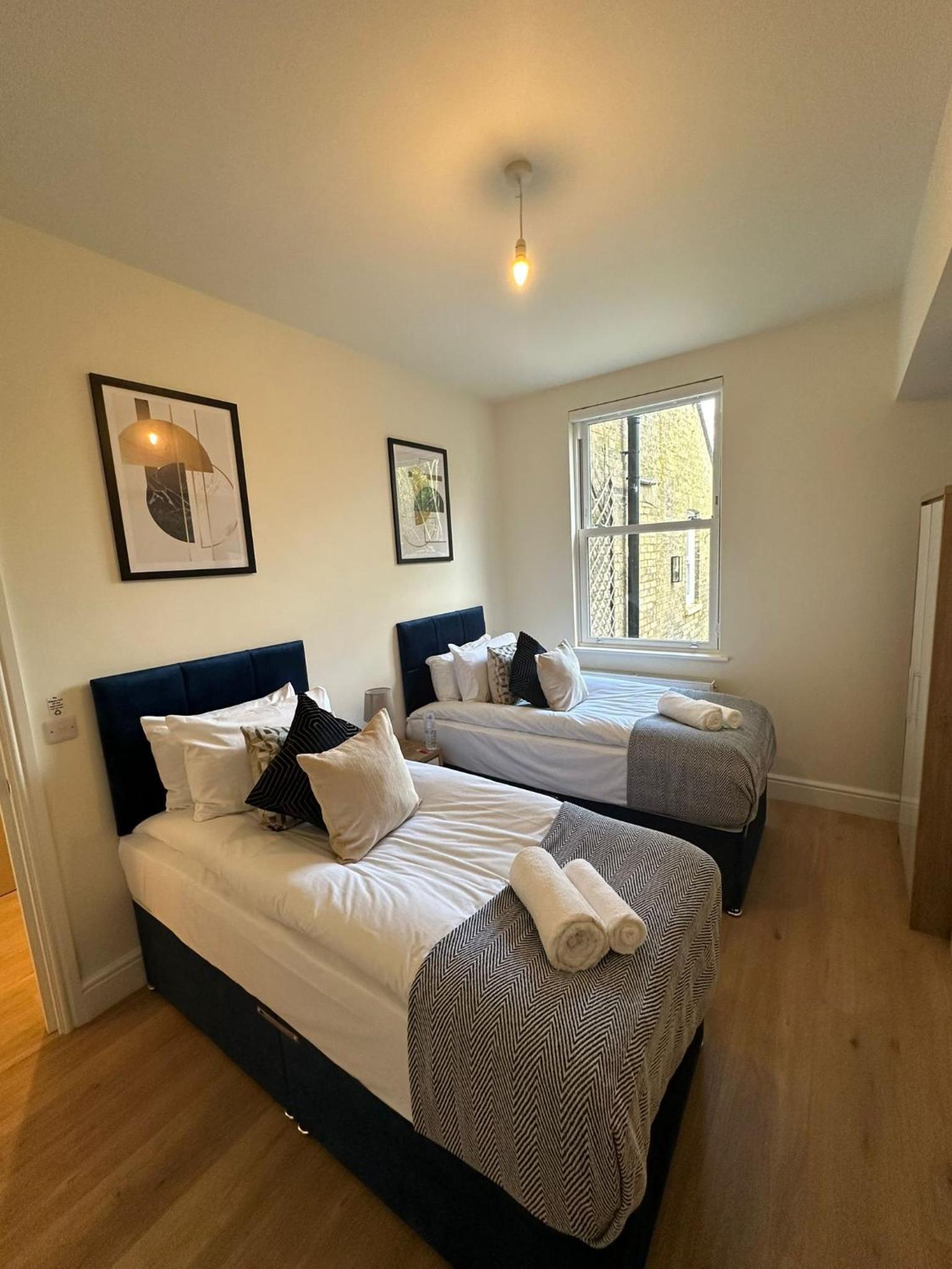 Executive Two-Bedroom Apartment with Private Garden photo 3