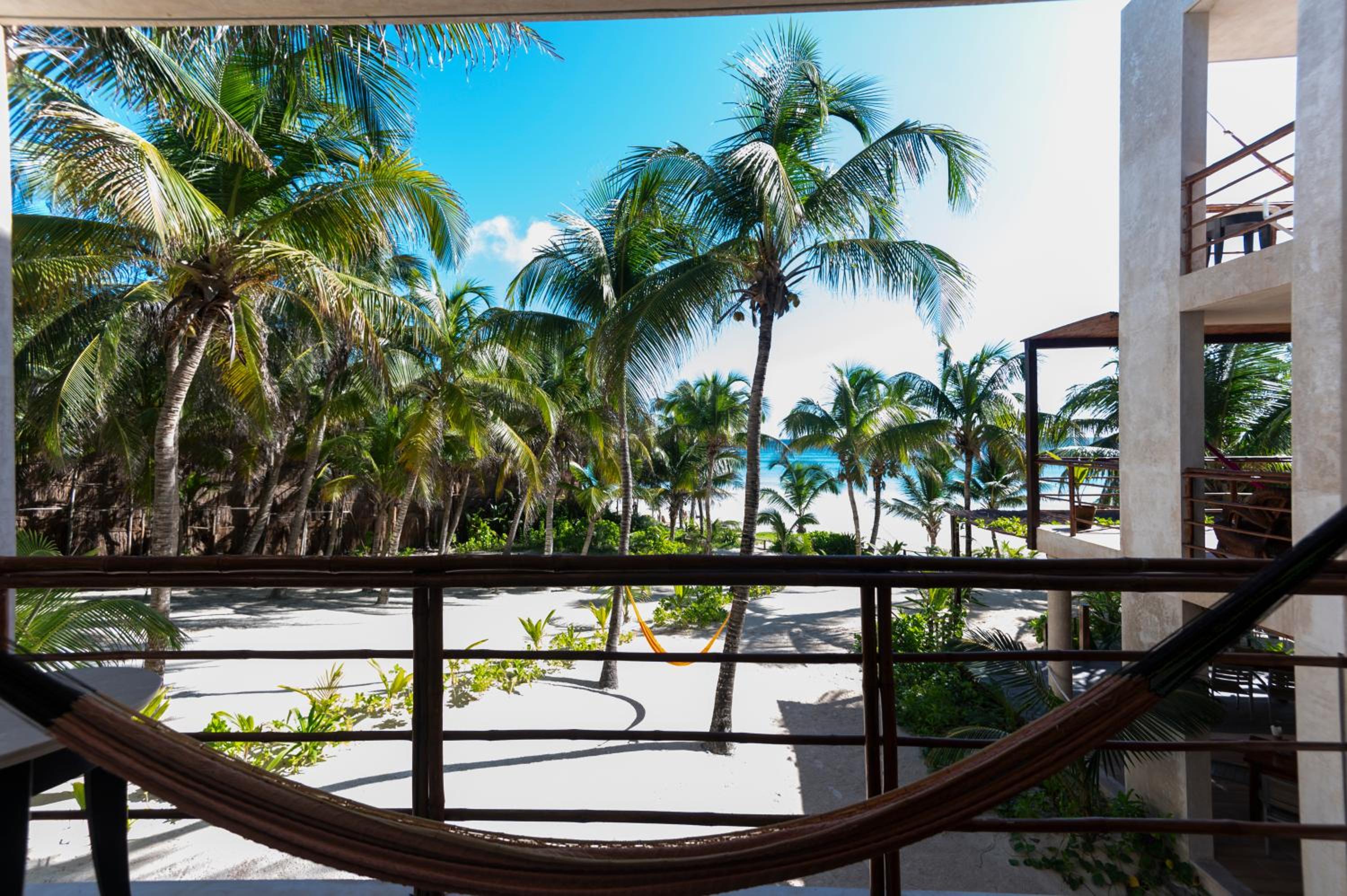 Superior Twin Room with Sea View - Photo 2